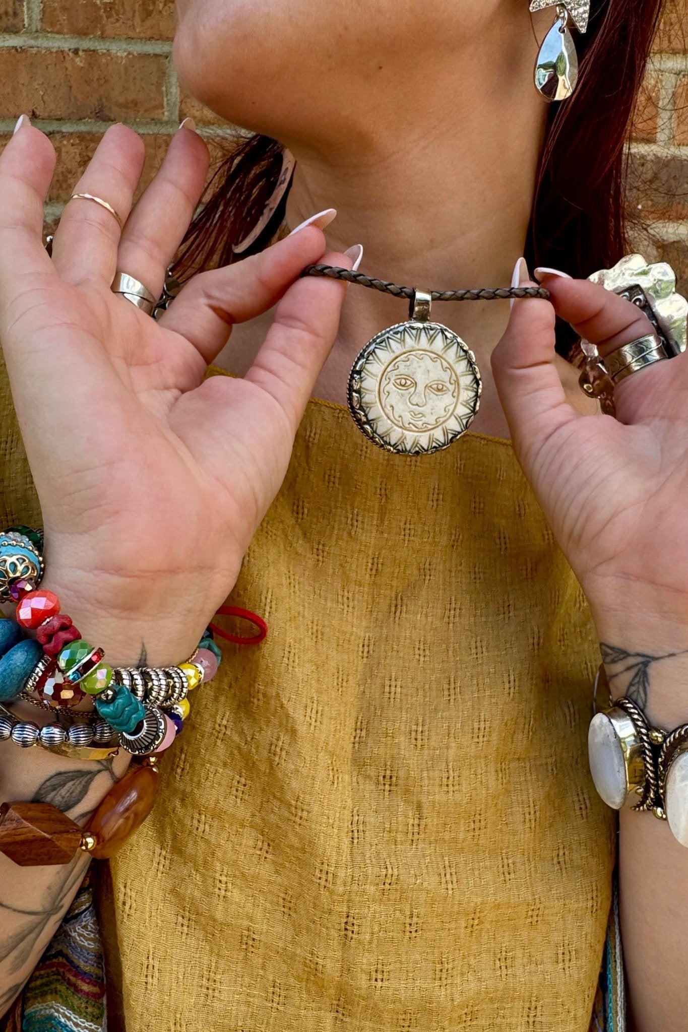 Etched Moon Face Necklace - ivyandlavyboutique ivyandlavyboutique