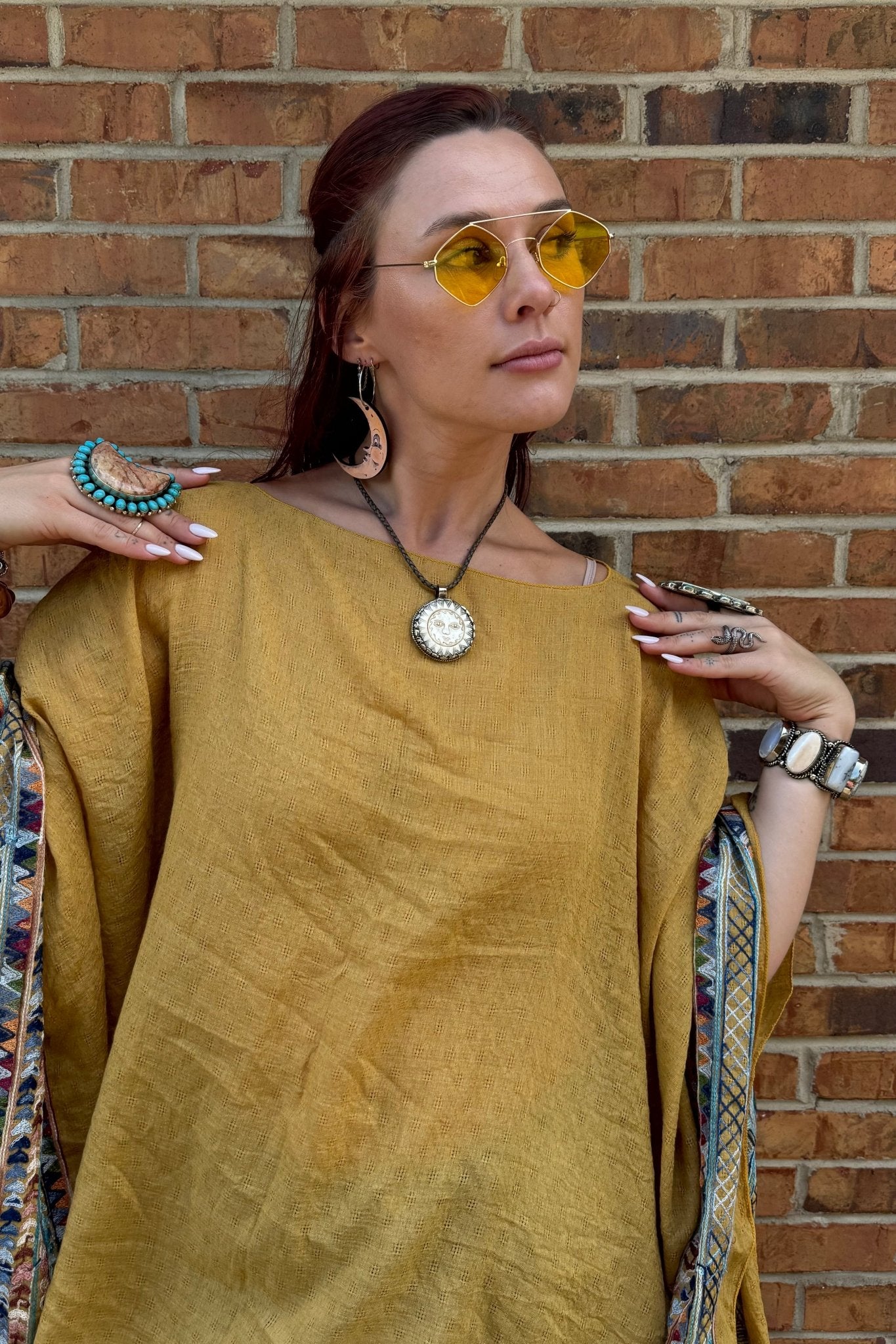 Etched Moon Face Necklace - ivyandlavyboutique ivyandlavyboutique