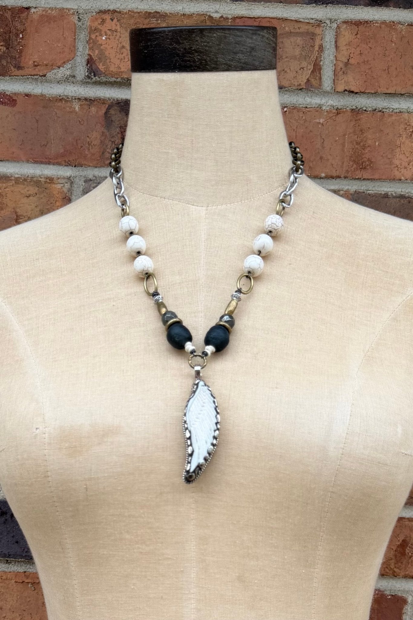 Feather Charm Handmade Necklace - ivyandlavyboutique ivyandlavyboutique