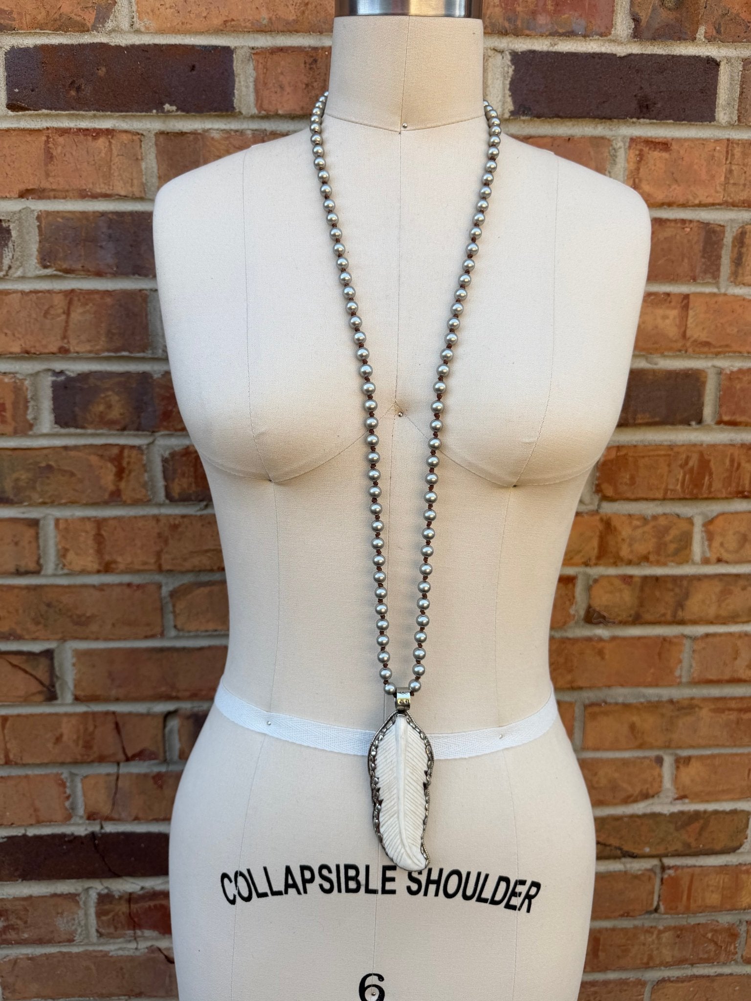 Feather Long Drop Necklace - ivyandlavyboutique ivyandlavyboutique