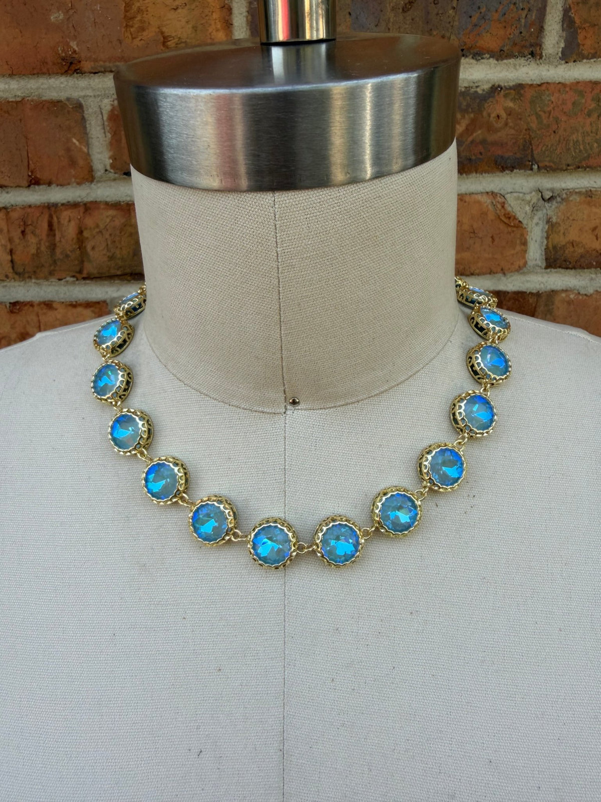Final Sale - Simple Blue Gem Necklace - ivyandlavyboutique ivyandlavyboutique