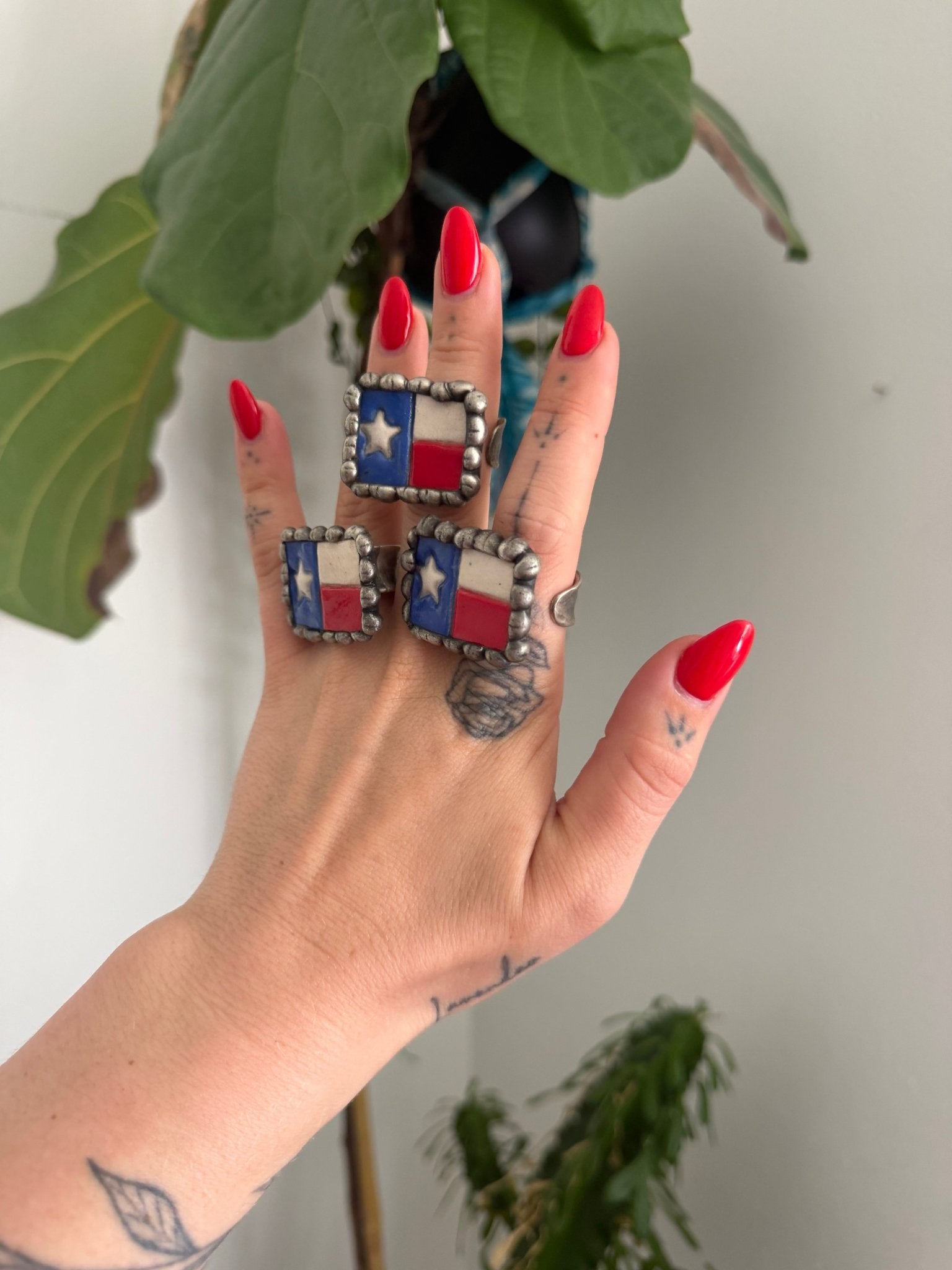 Flag Pottery Ring - ivyandlavyboutique Art by Amy