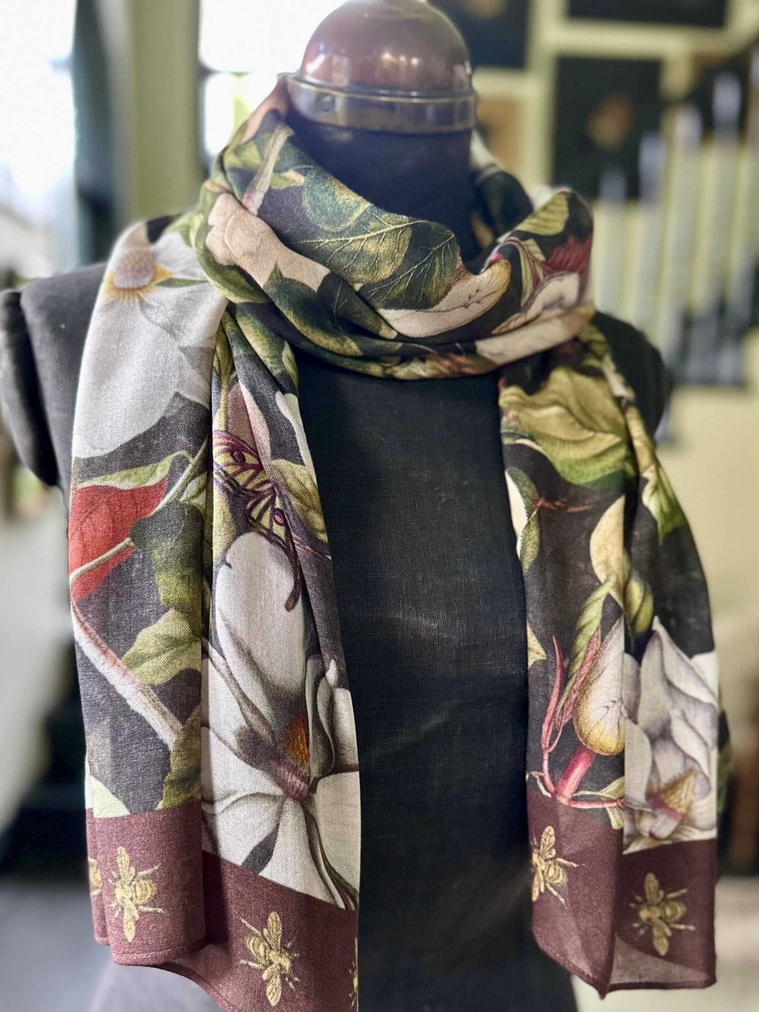 Fleur De Lune Scarf with Floral Print & Bees - ivyandlavyboutique Market of Stars (USA)