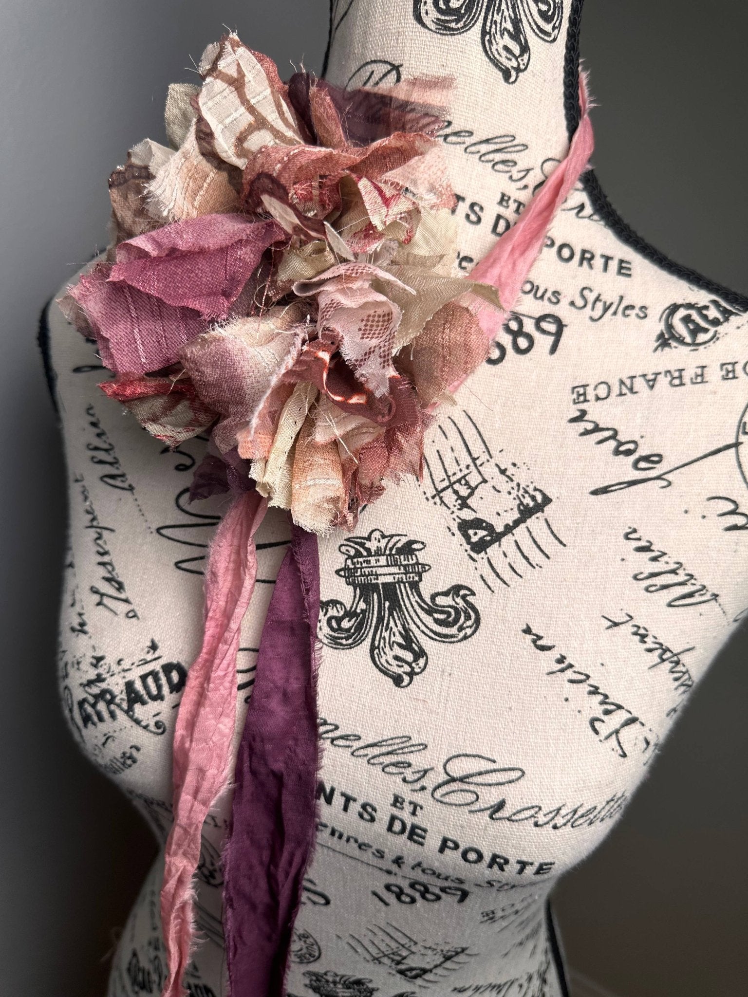 Floret Accessory - Hair Clip/Neck tie/Brooch - ivyandlavyboutique The Curated Raven