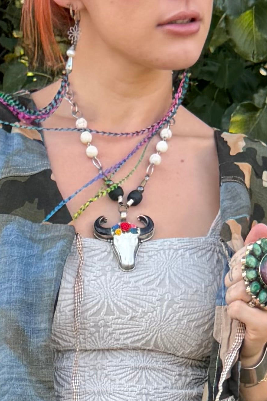 Flower Crown Skull Necklace - ivyandlavyboutique ivyandlavyboutique