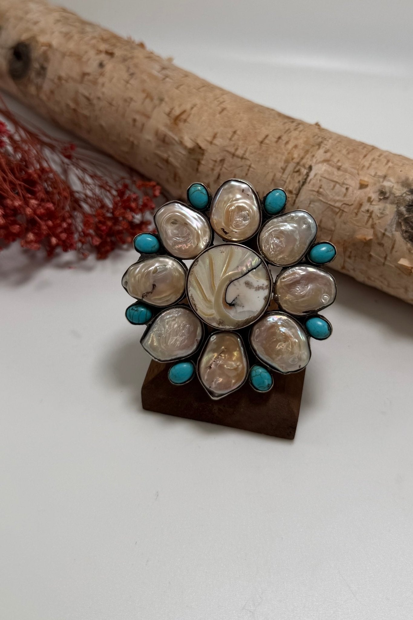 Flower of Pearl Ring - ivyandlavyboutique ivyandlavyboutique