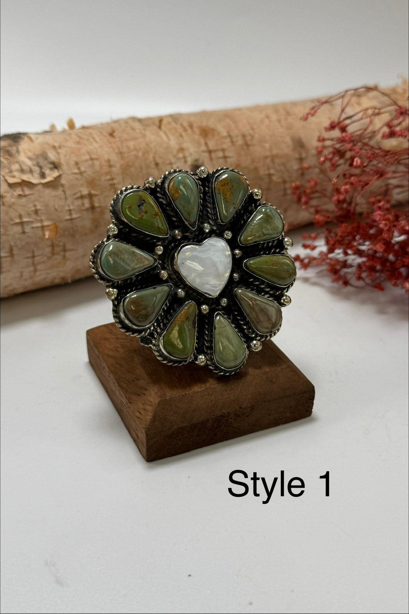 Flower of your Heart Ring - ivyandlavyboutique ivyandlavyboutique
