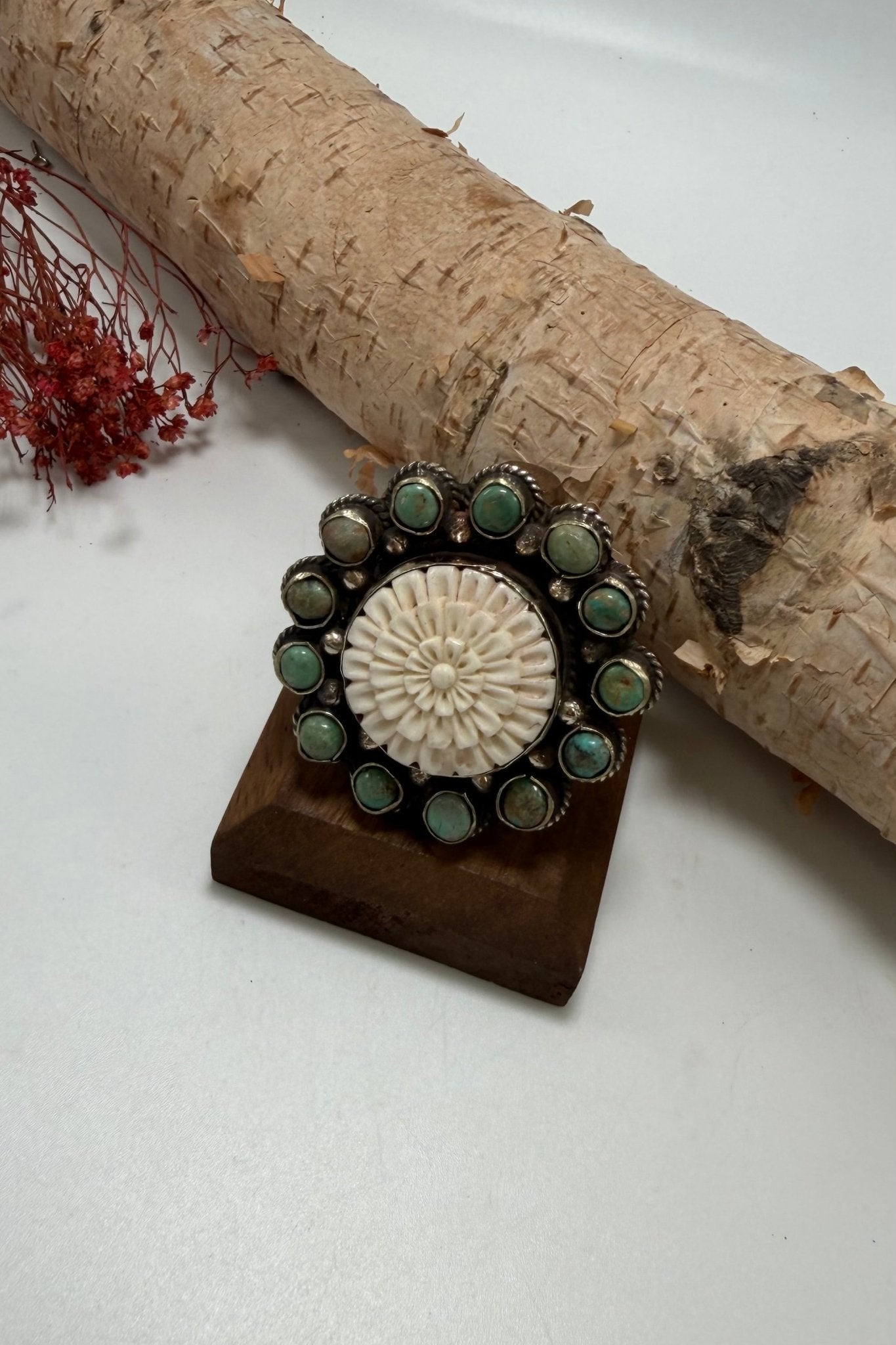 Flowers in Bloom Ring - ivyandlavyboutique ivyandlavyboutique