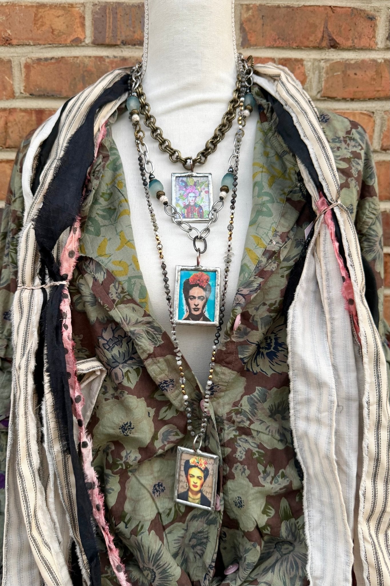 Frida Portrait Gemstone Necklace - ivyandlavyboutique ivyandlavyboutique