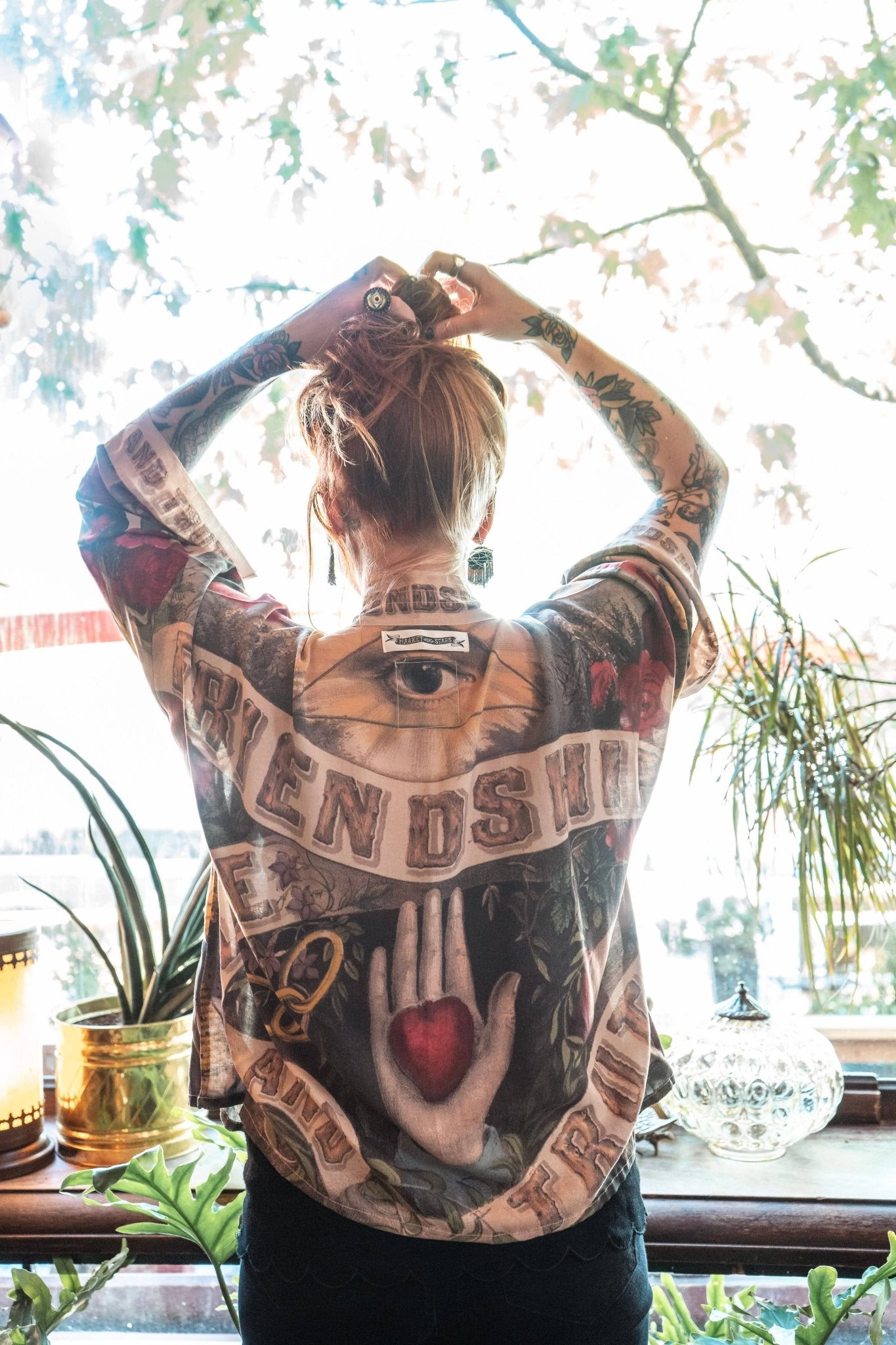 Friendship Love & Truth Pixie Duster Cropped Kimono - ivyandlavyboutique Market of Stars