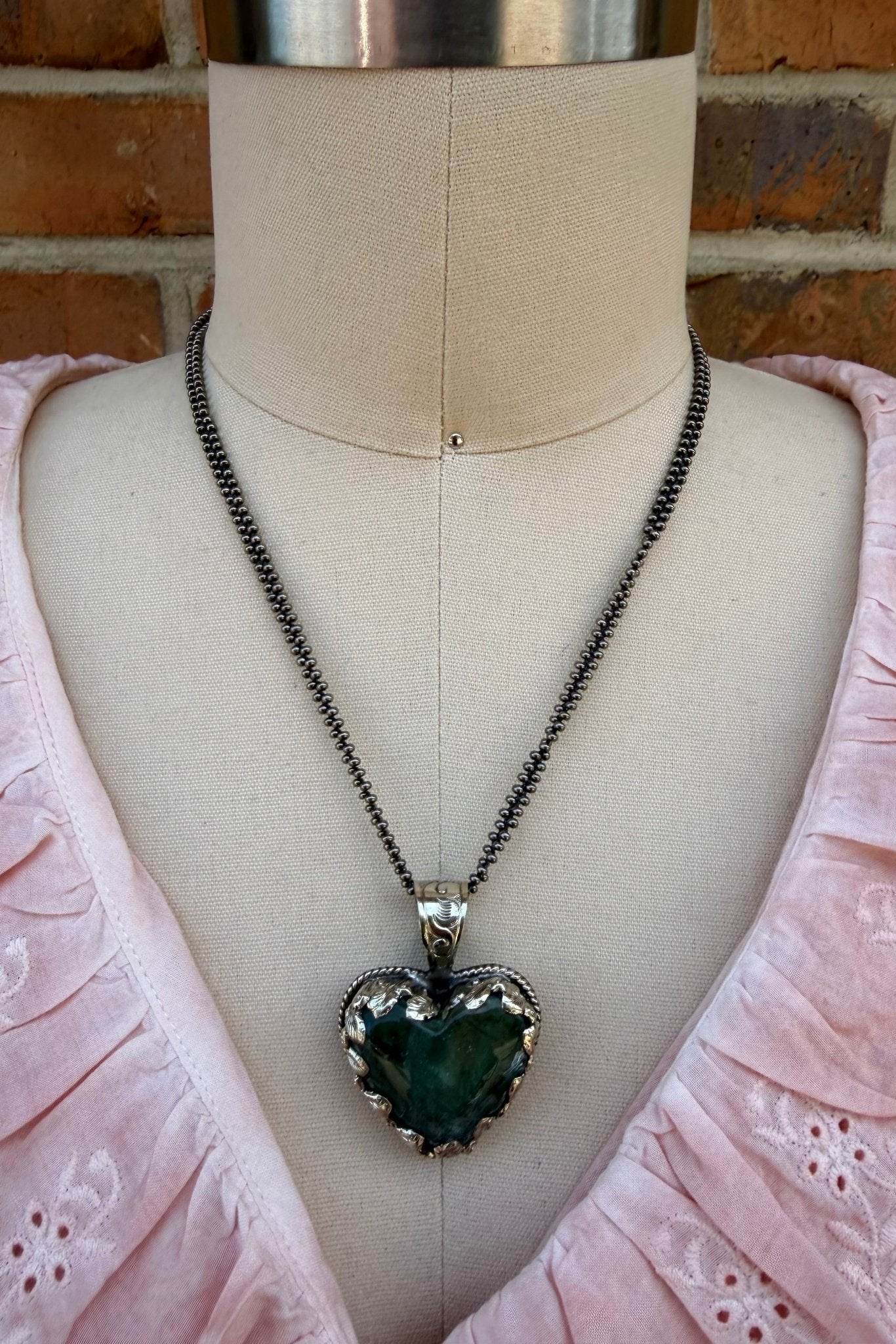 Glass Heart Necklace - ivyandlavyboutique ivyandlavyboutique
