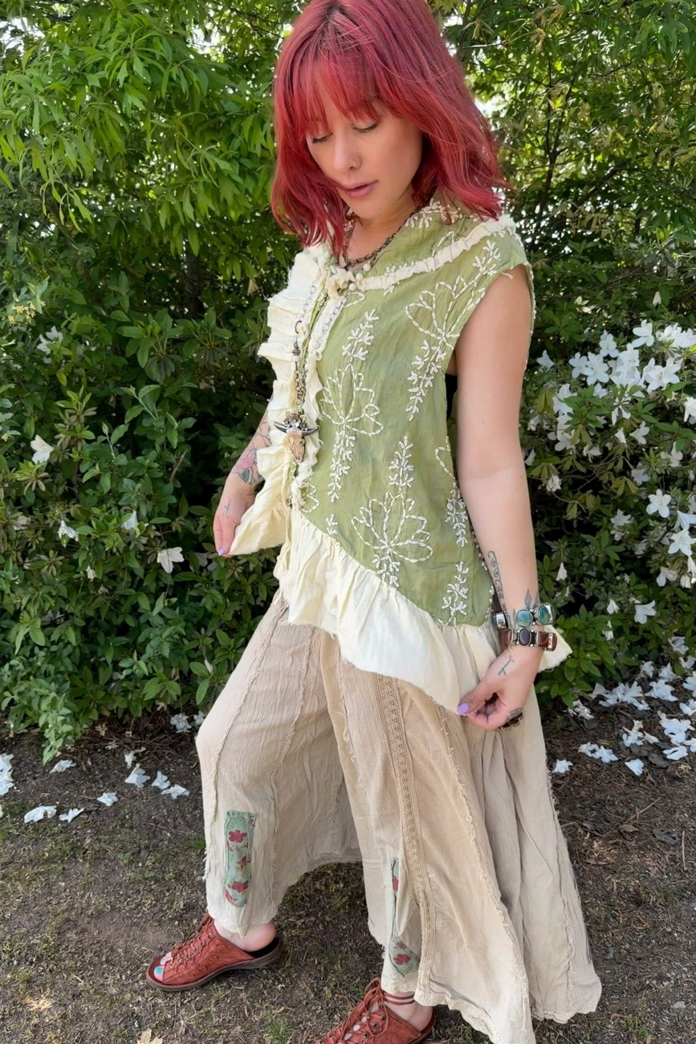 Green Apple Embroidery Ruffle Vest - ivyandlavyboutique A Rare Bird Shop
