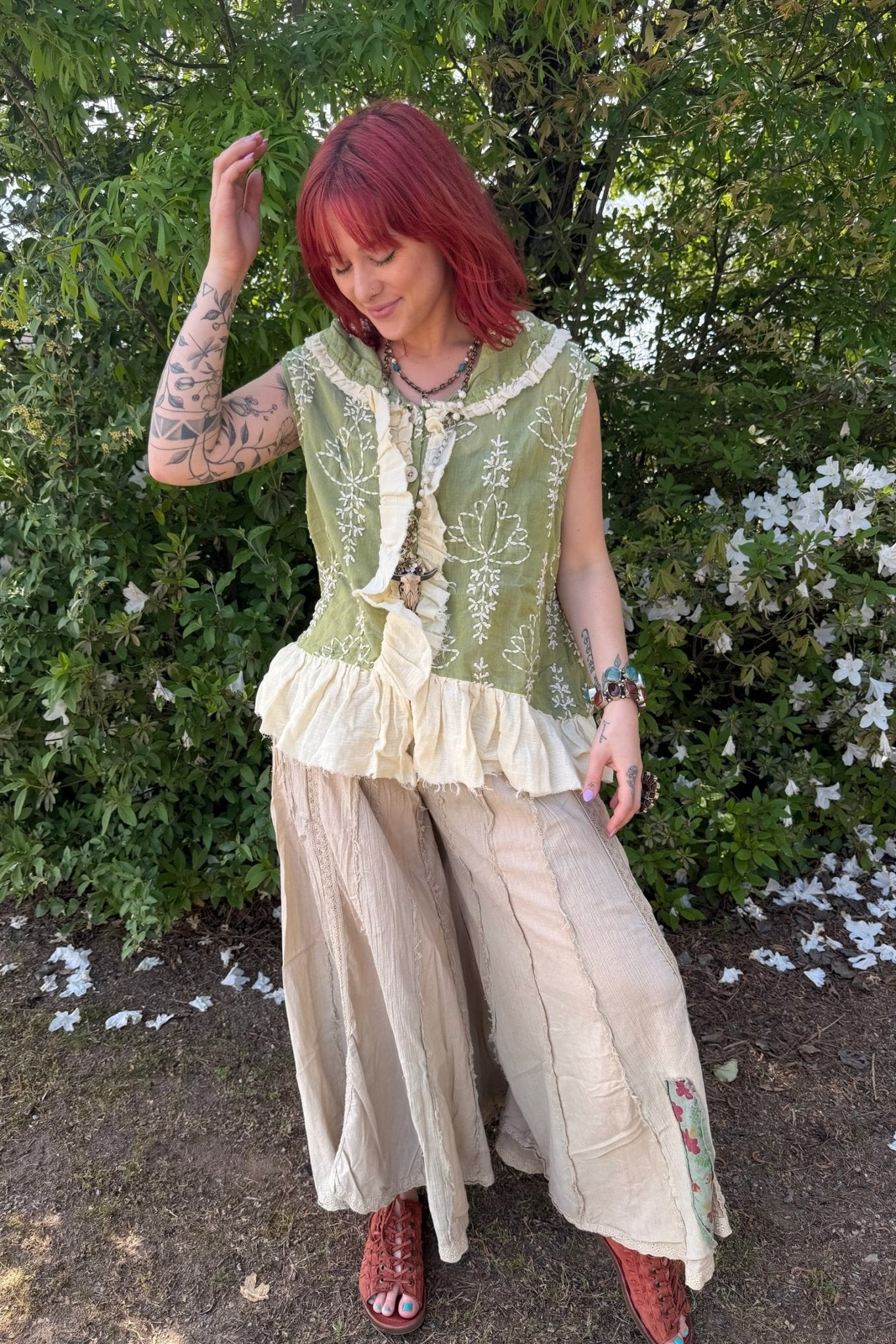 Green Apple Embroidery Ruffle Vest - ivyandlavyboutique A Rare Bird Shop