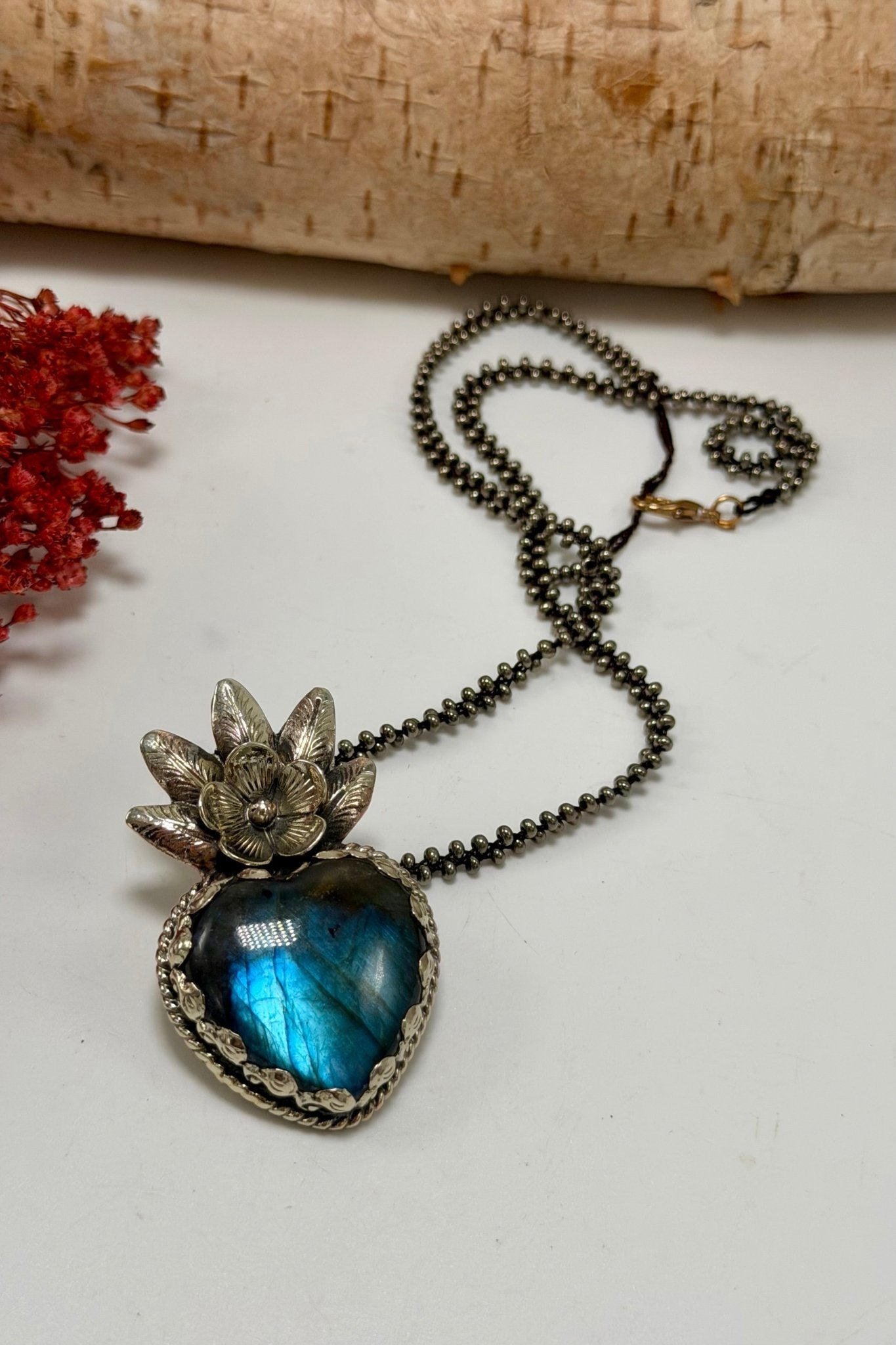Heart Drop Shortie Necklace - ivyandlavyboutique ivyandlavyboutique