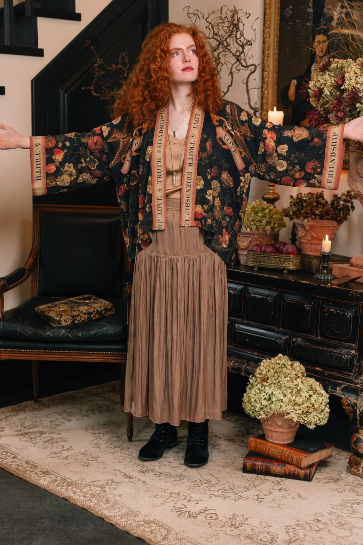 Heart of Gold Pixie Duster Crop Kimono w/ Sacred Heart - ivyandlavyboutique Market of Stars (USA)