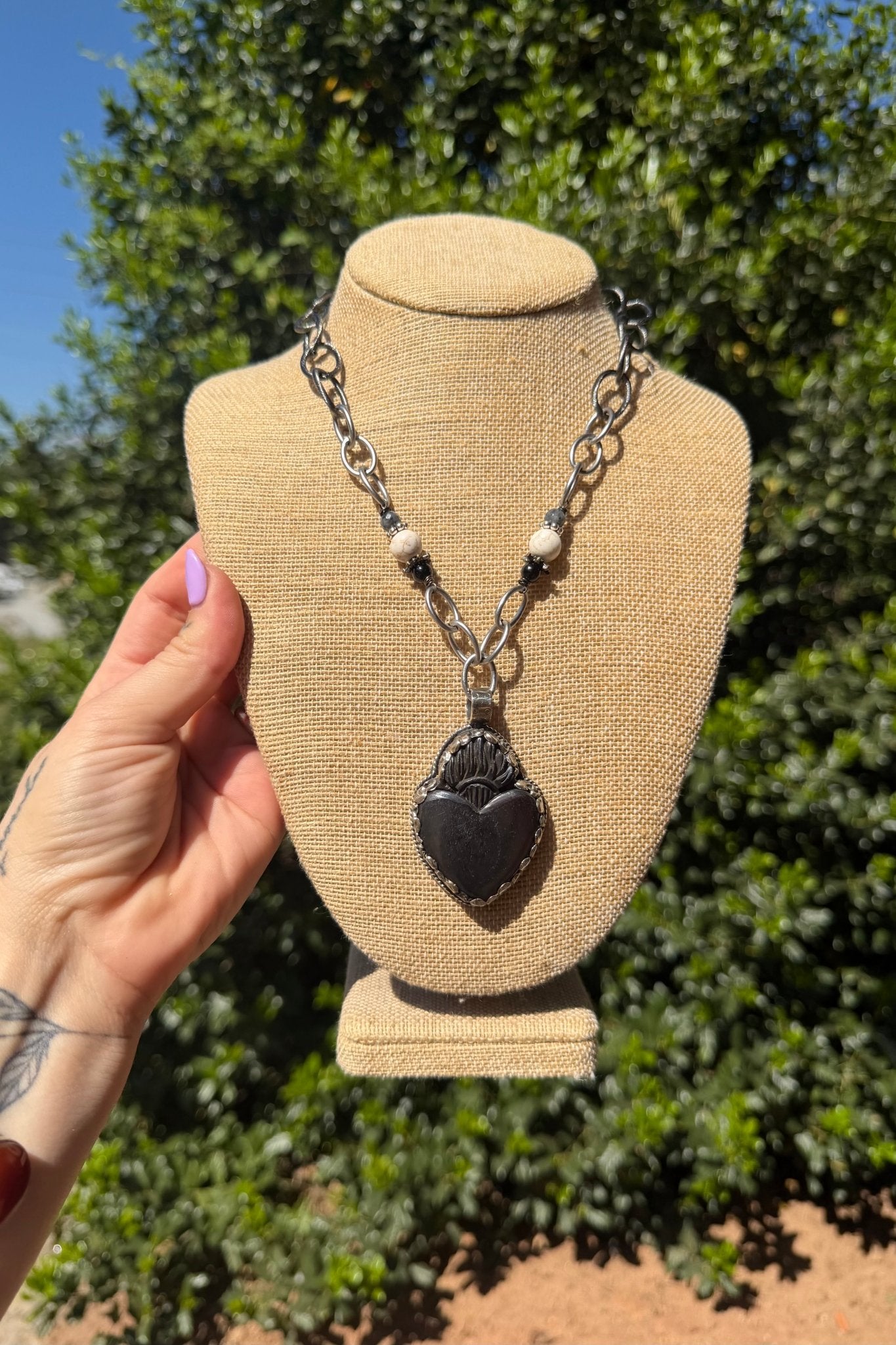 Heart of Night Necklace - ivyandlavyboutique ivyandlavyboutique