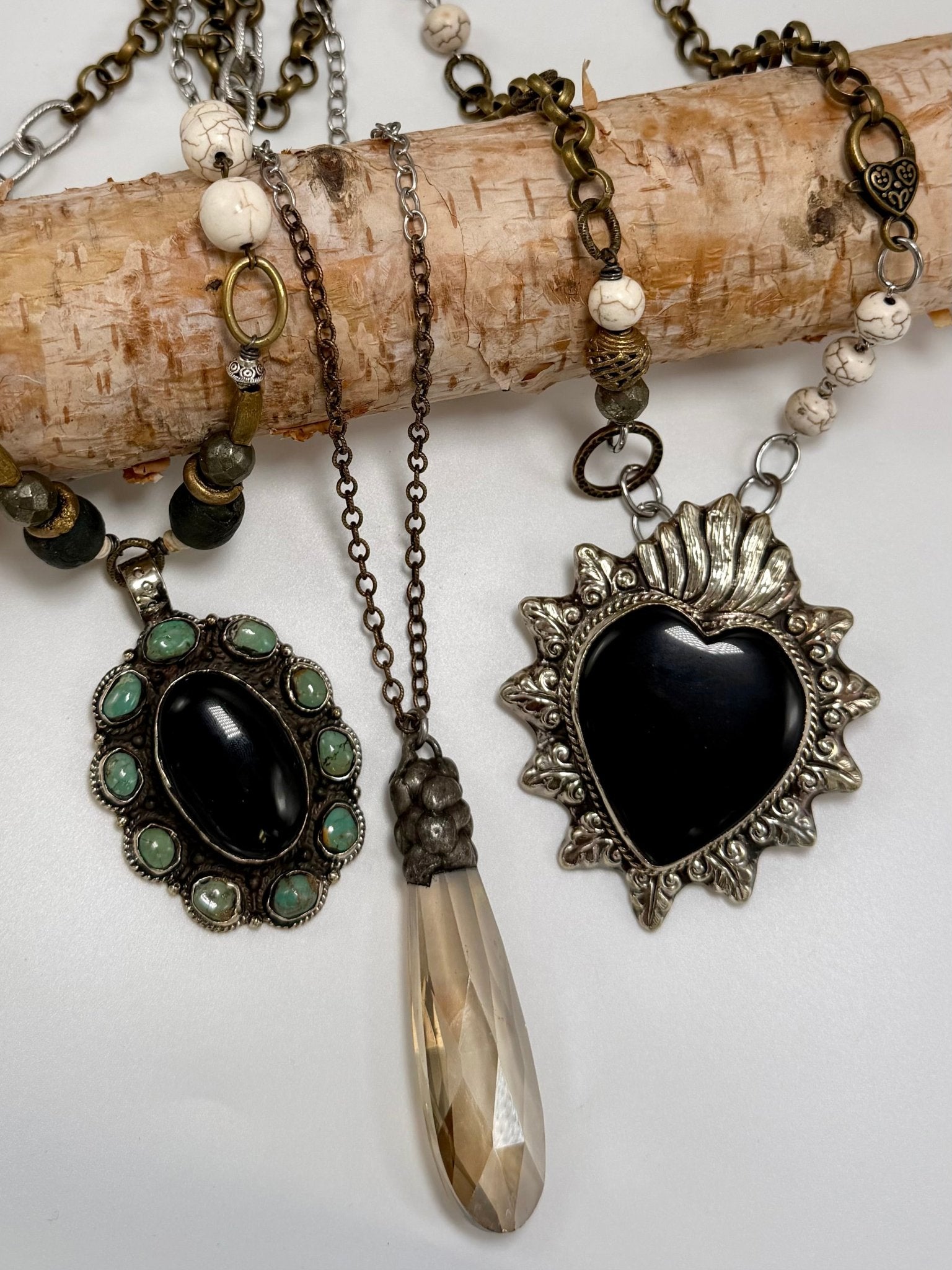 Heart on Fire Black Statement Handmade Necklace - ivyandlavyboutique ivyandlavyboutique