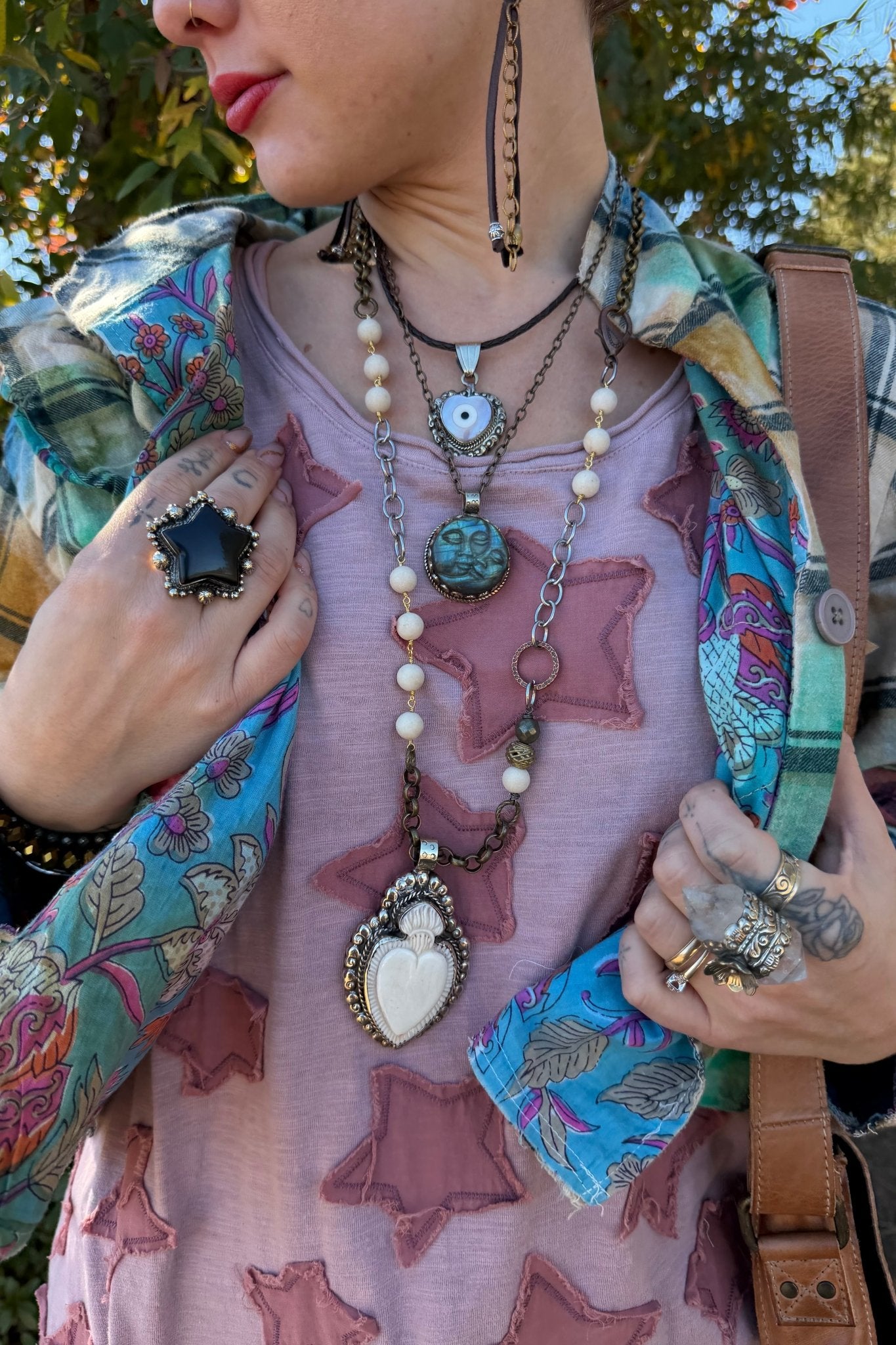 Heart on Fire White Statement Handmade Necklace - ivyandlavyboutique ivyandlavyboutique