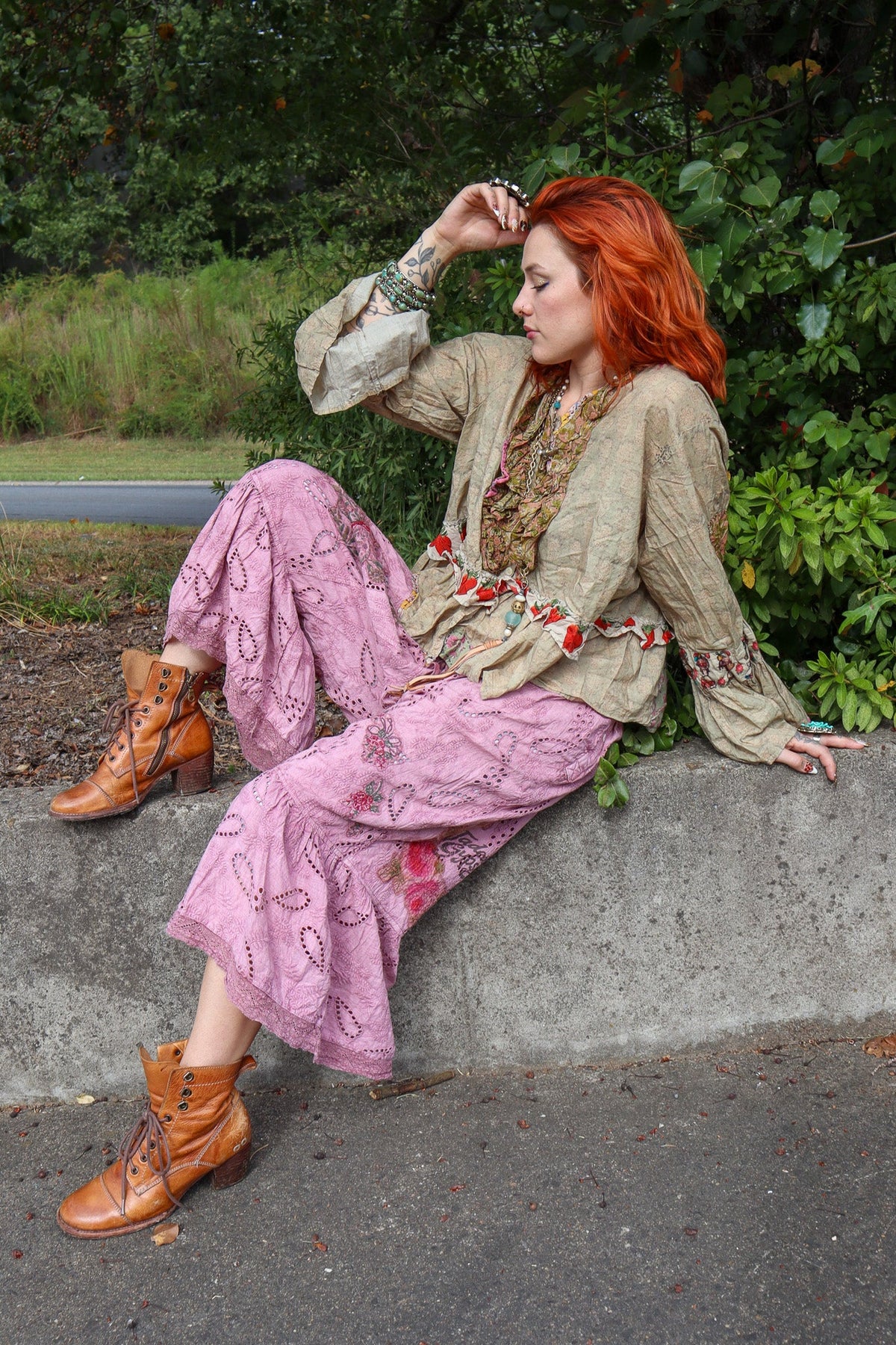 Honey Bloom Top in Moss - ivyandlavyboutique Jaded Gypsy