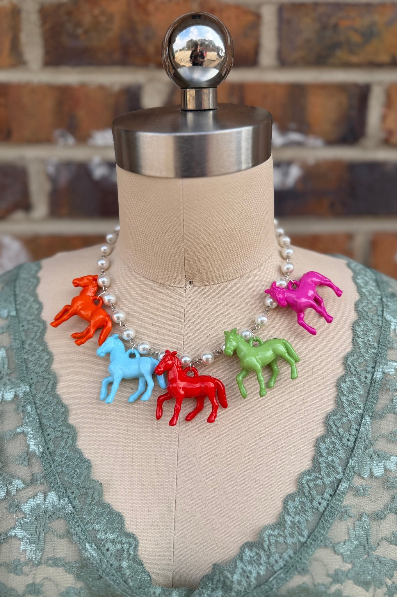 Horsing Around Choker Necklace - ivyandlavyboutique Beths Addiction
