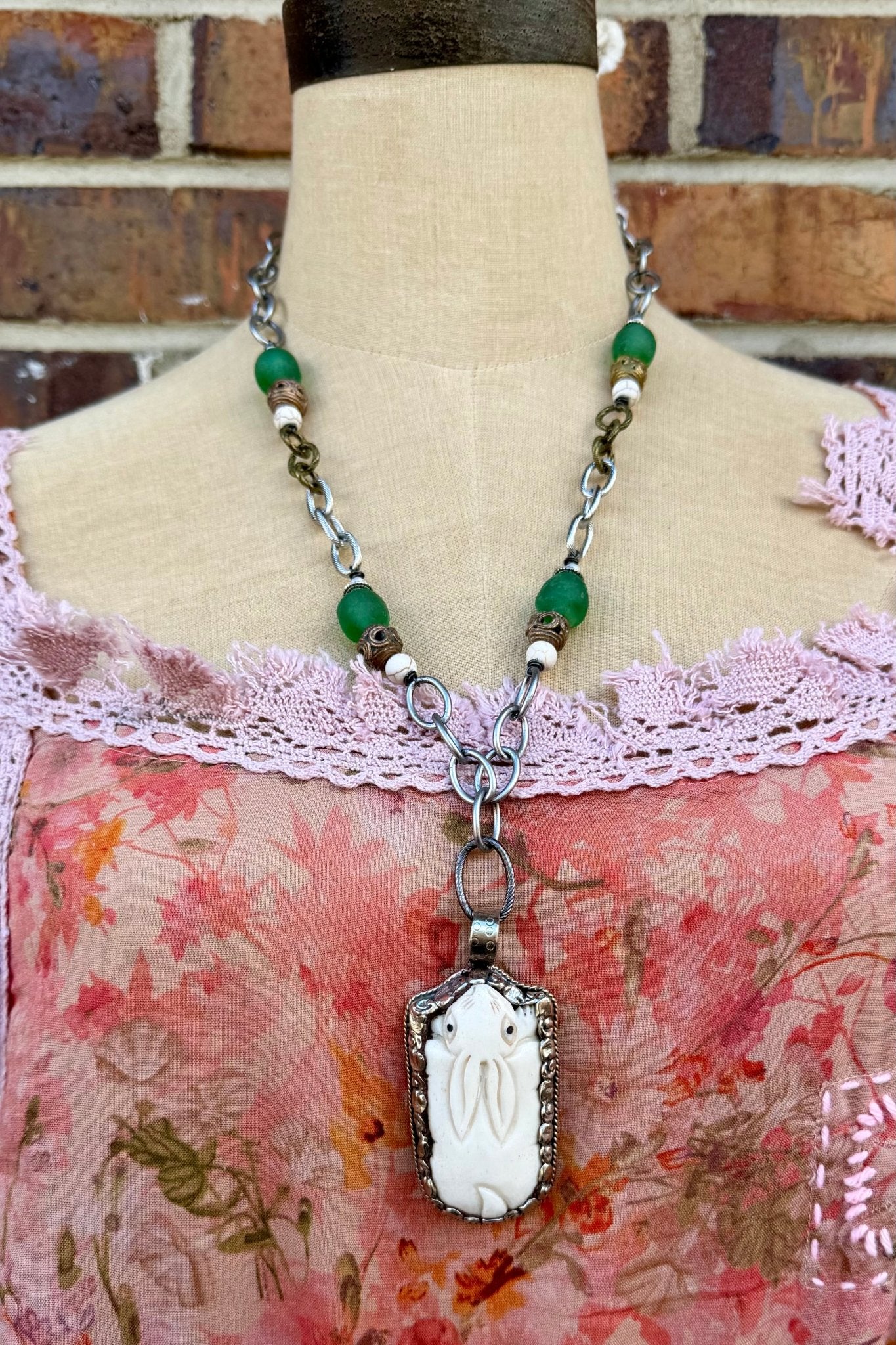 Hunting Rabbit Statement Necklace - ivyandlavyboutique ivyandlavyboutique