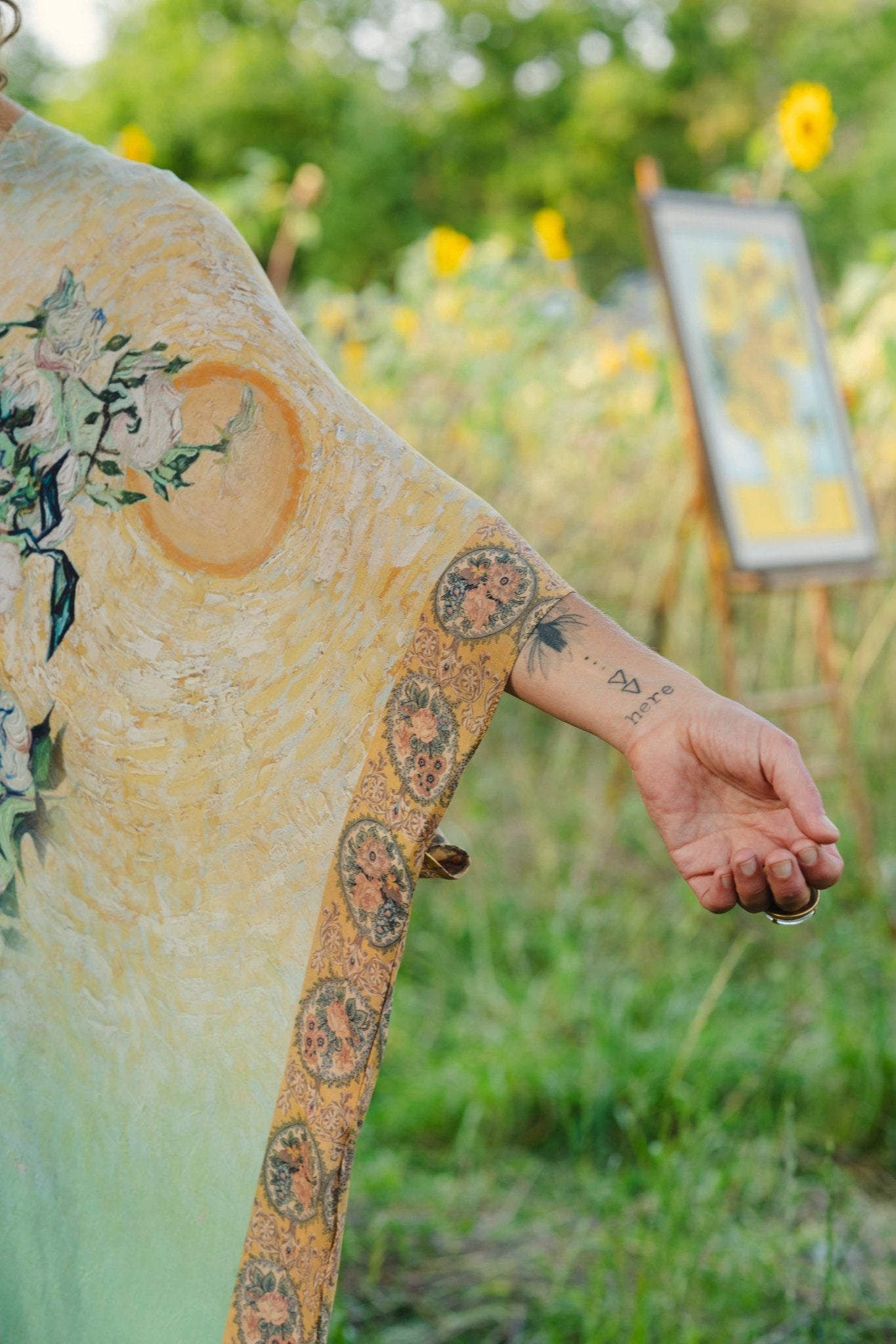 I Paint My Dream Bohemian Van Gogh Goddess Kimono - ivyandlavyboutique Market of Stars