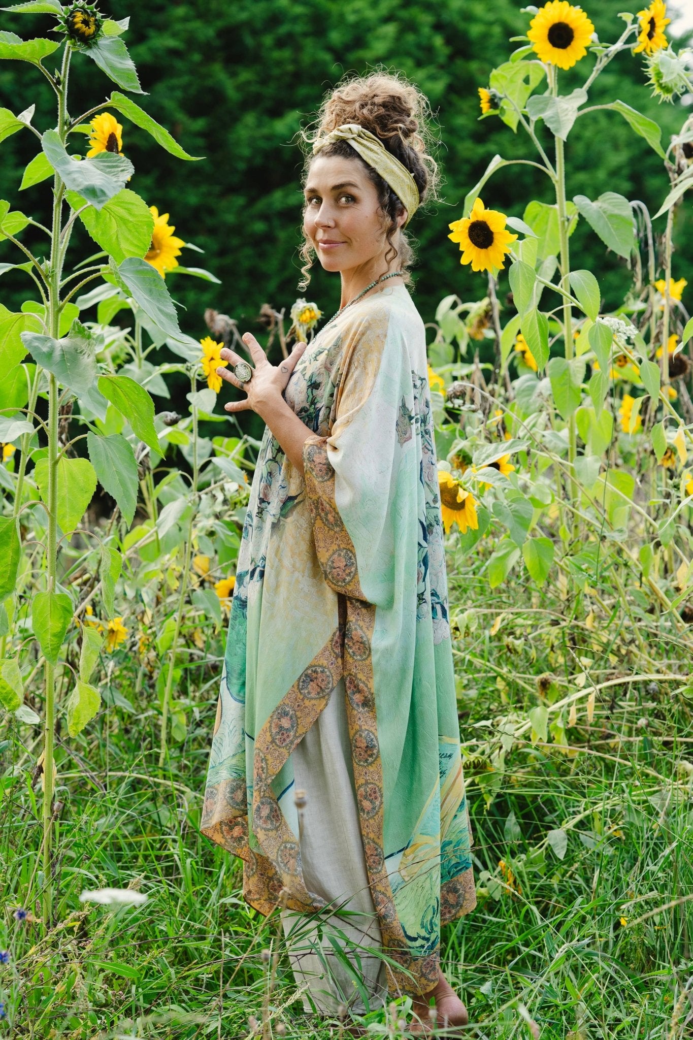 I Paint My Dream Bohemian Van Gogh Goddess Kimono - ivyandlavyboutique Market of Stars