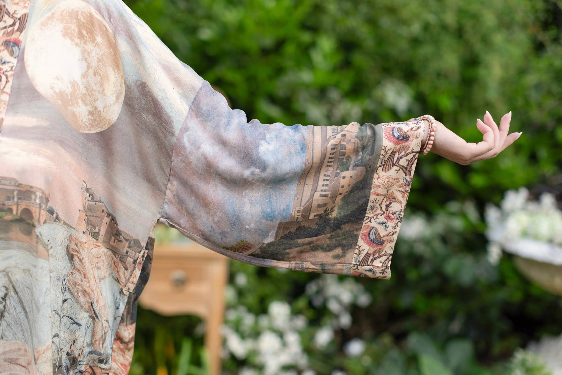 Imaginarium Matinée Duster Kimono w/ Moon mid - length - ivyandlavyboutique Market of Stars