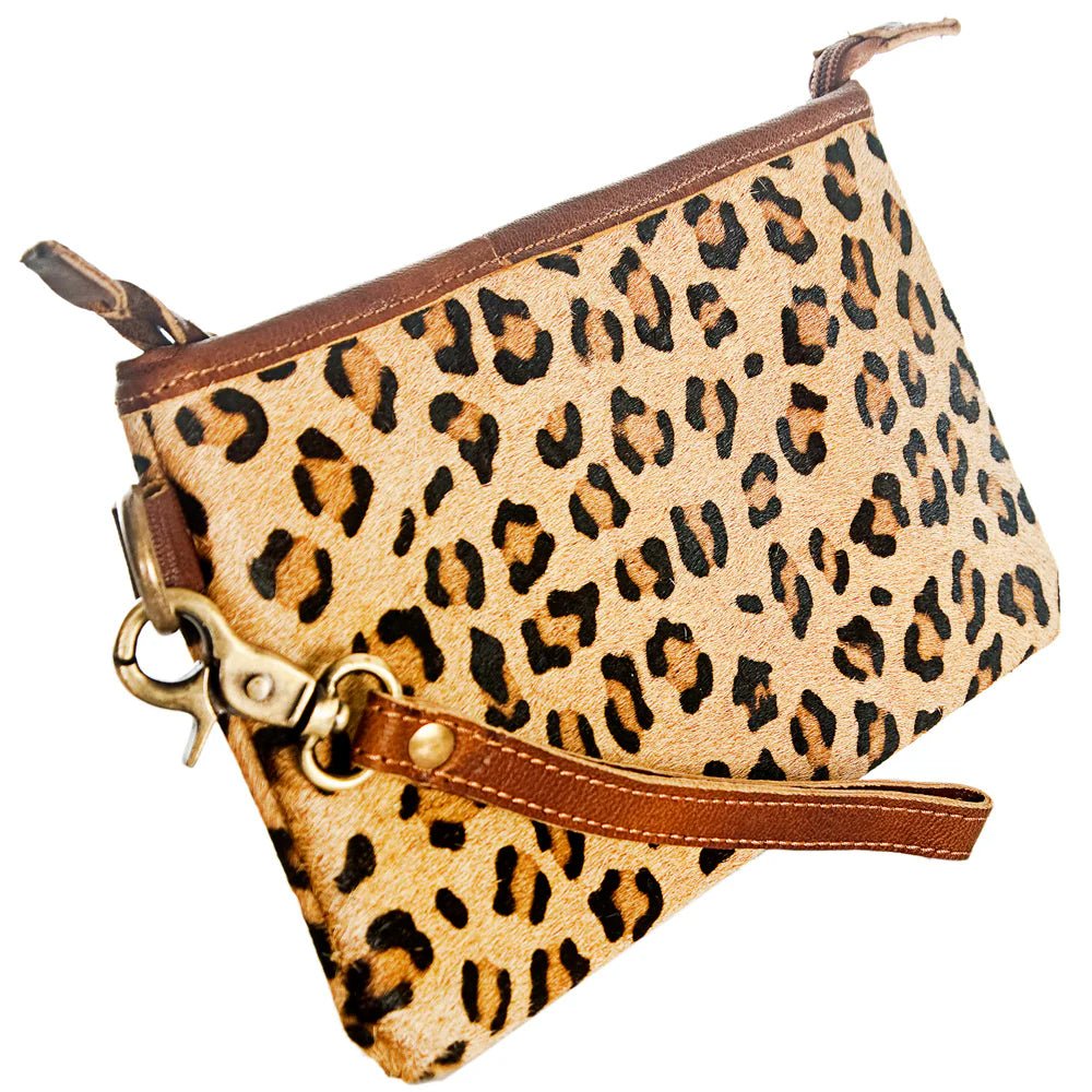It's a Jungle Out There Wrist Bag - ivyandlavyboutique american darling