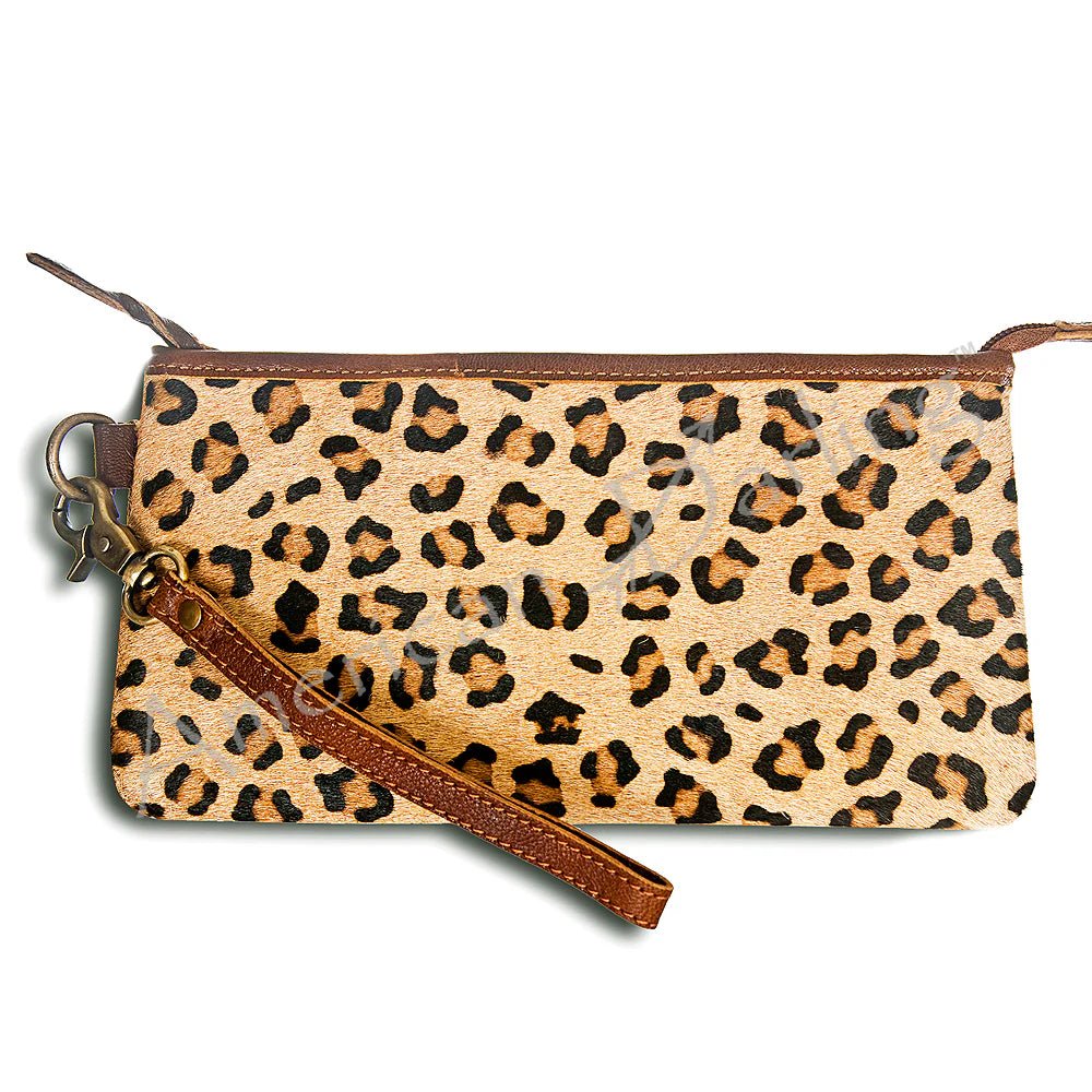 It's a Jungle Out There Wrist Bag - ivyandlavyboutique american darling