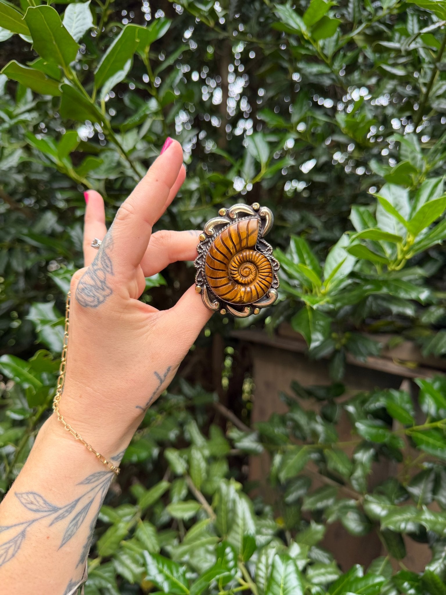 Just Swirl Carved Shell in Tigers Eye Ring - 2 - ivyandlavyboutique ivyandlavyboutique