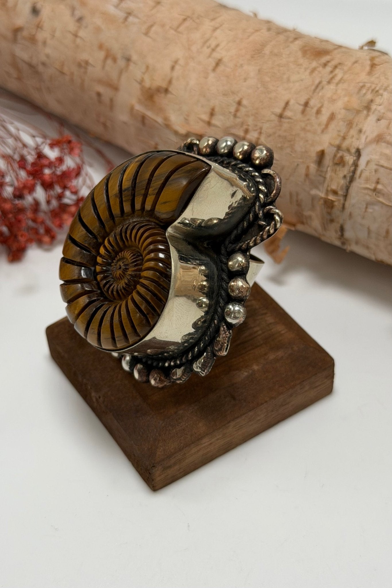 Just Swirl Carved Shell in Tigers Eye Ring - 5 - ivyandlavyboutique ivyandlavyboutique