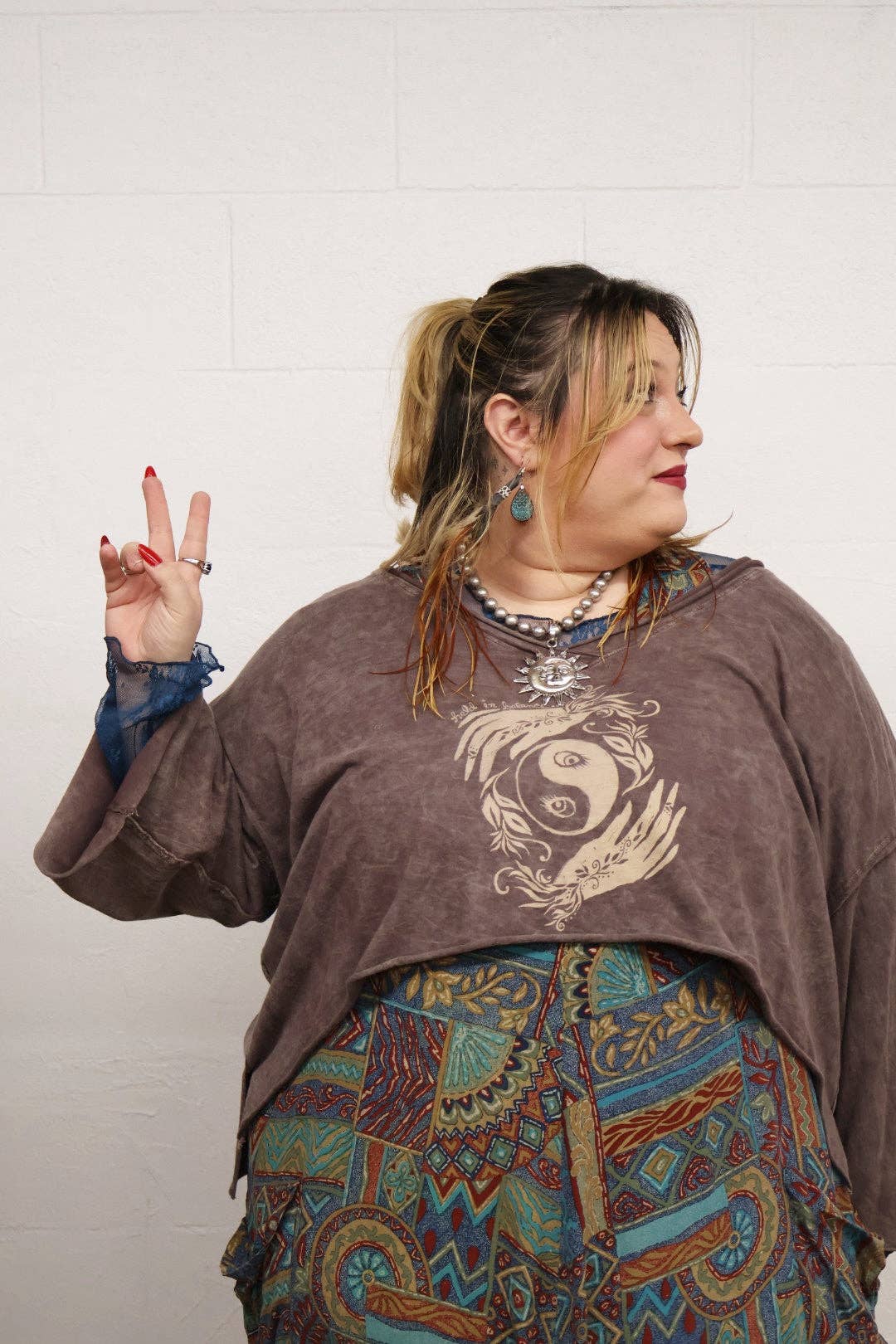 Kantha Bae Dream Cropped Tee - Held In Balance Yin Yang Boho - ivyandlavyboutique Kantha Bae