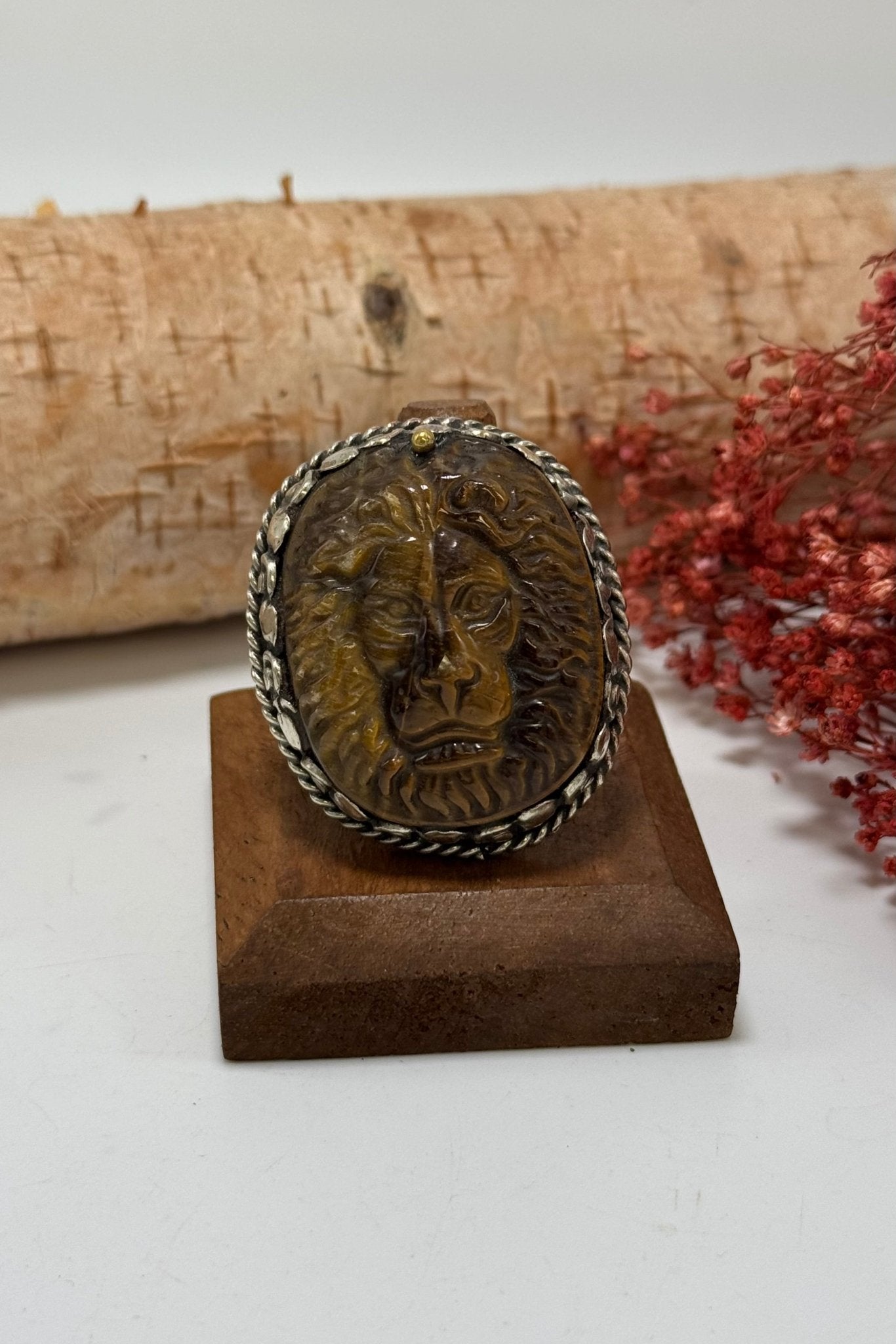 Lion in tigers eye ring - ivyandlavyboutique ivyandlavyboutique