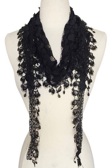 Little Triangle Lace Scarf in Black - ivyandlavyboutique J & X
