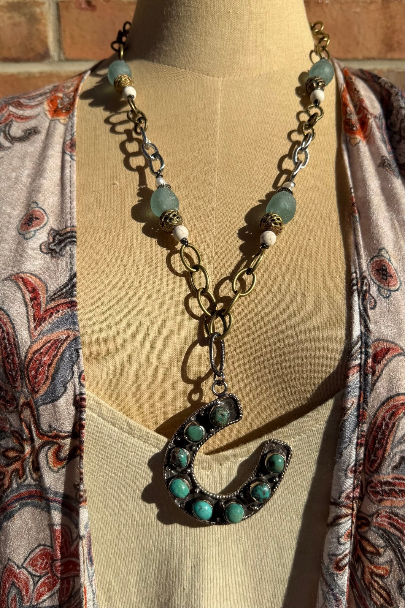 Lucky You Horseshoe Carved Statement Necklace - ivyandlavyboutique ivyandlavyboutique