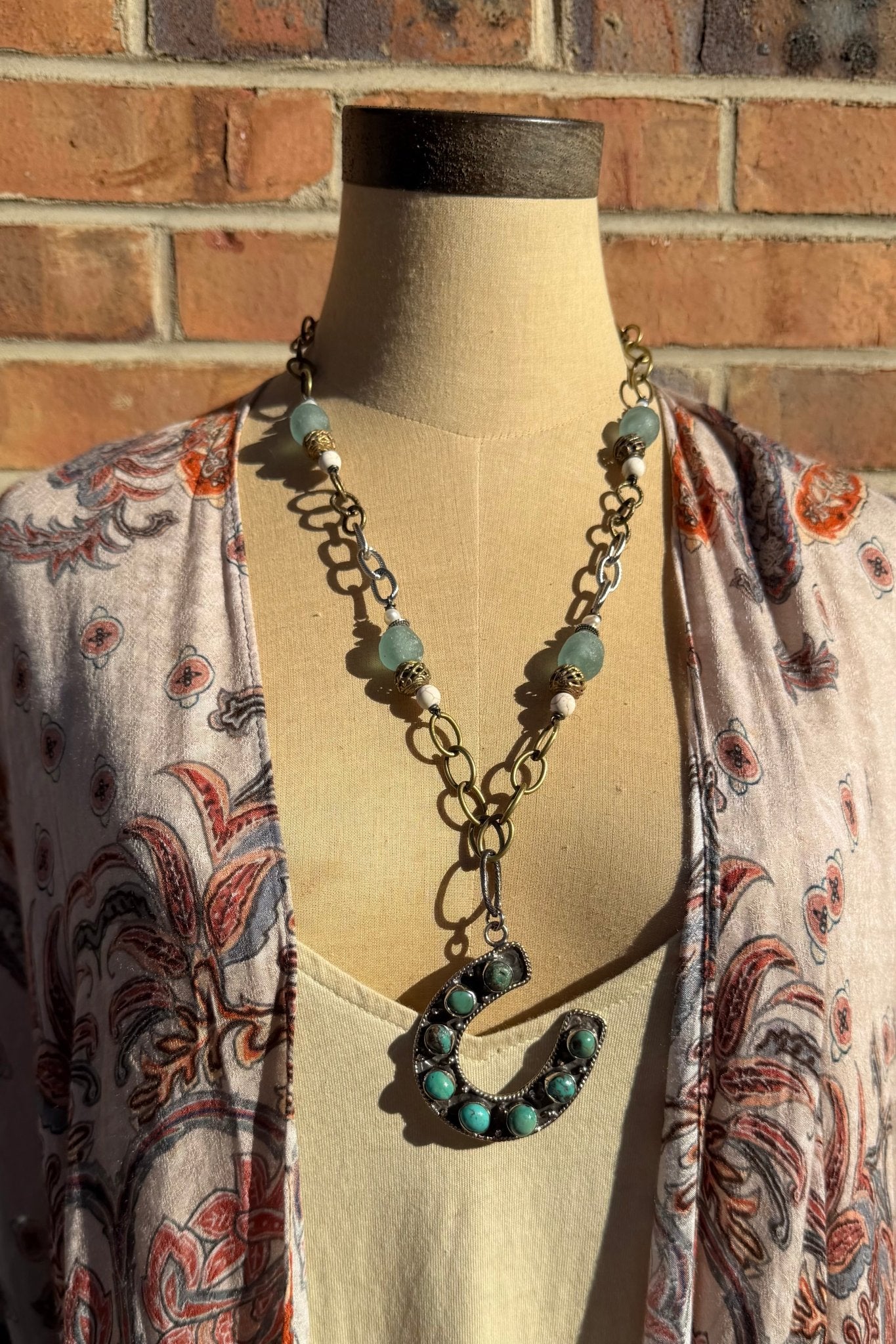 Lucky You Horseshoe Carved Statement Necklace - ivyandlavyboutique ivyandlavyboutique