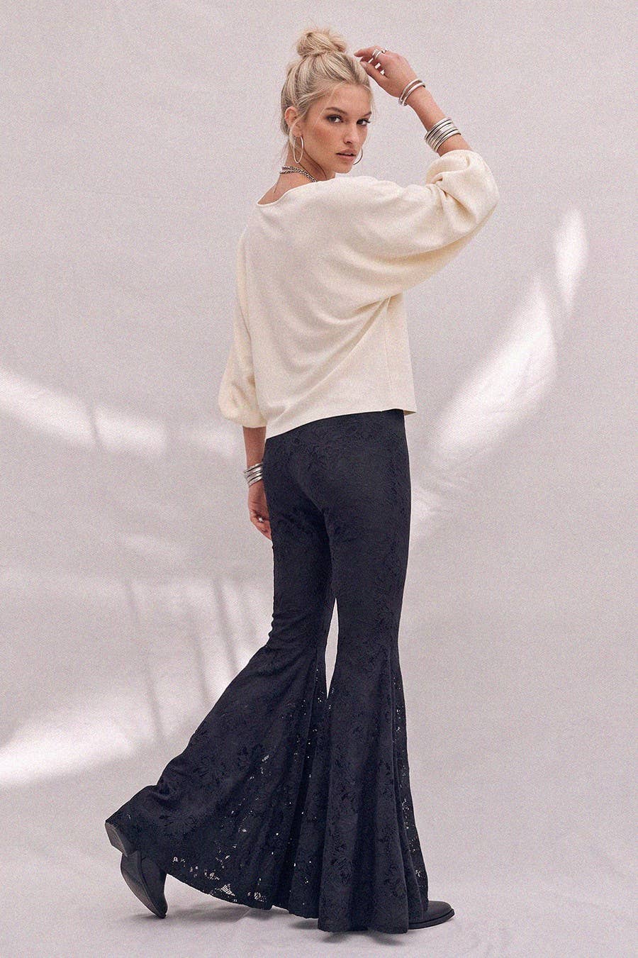 Make a Scene Trumpet Flare Pant - ivyandlavyboutique WISTERIA LANE