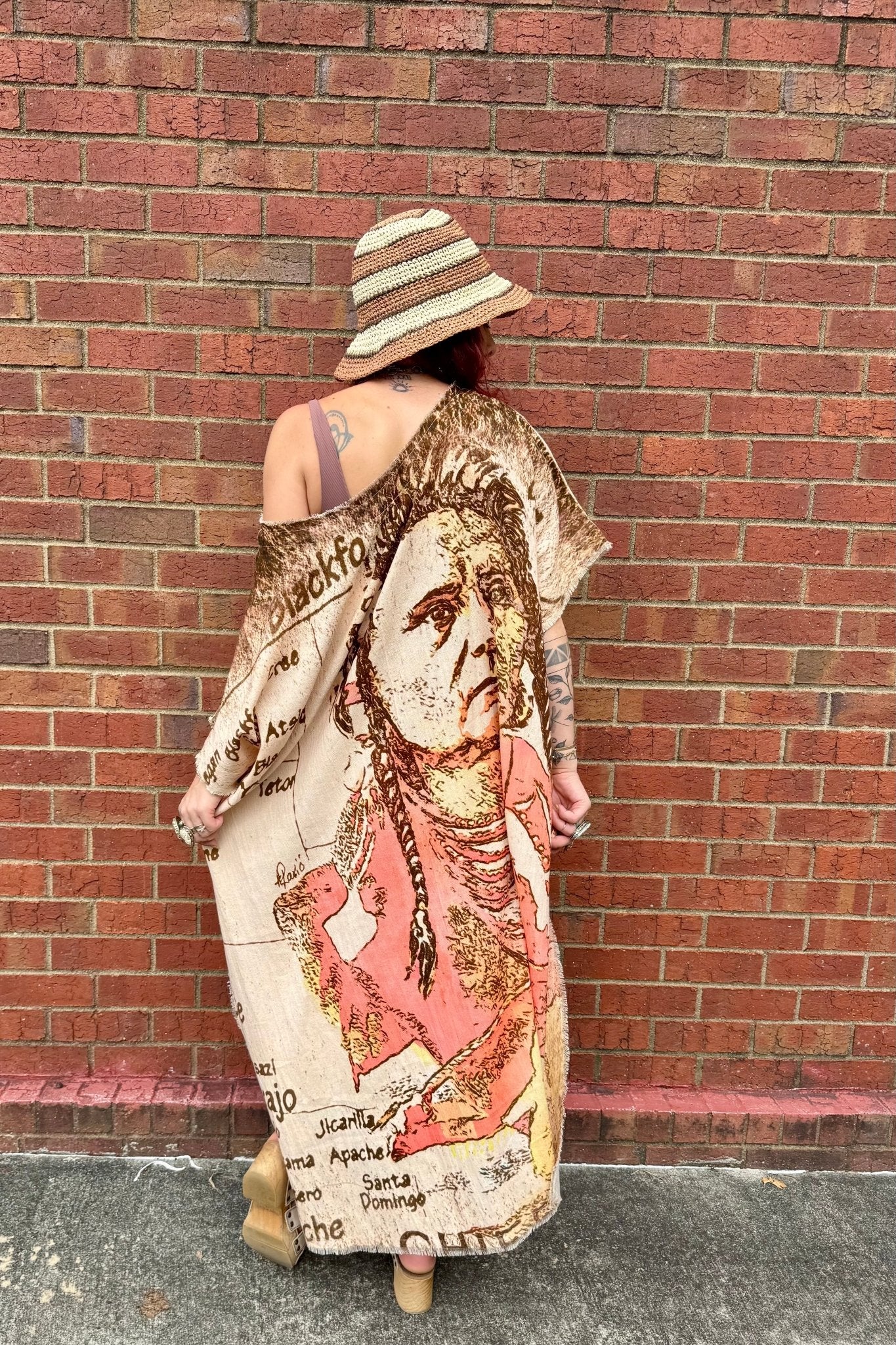 Map to Wanderlust Hi - Lo Tunic with - ivyandlavyboutique I LOVE LINEN