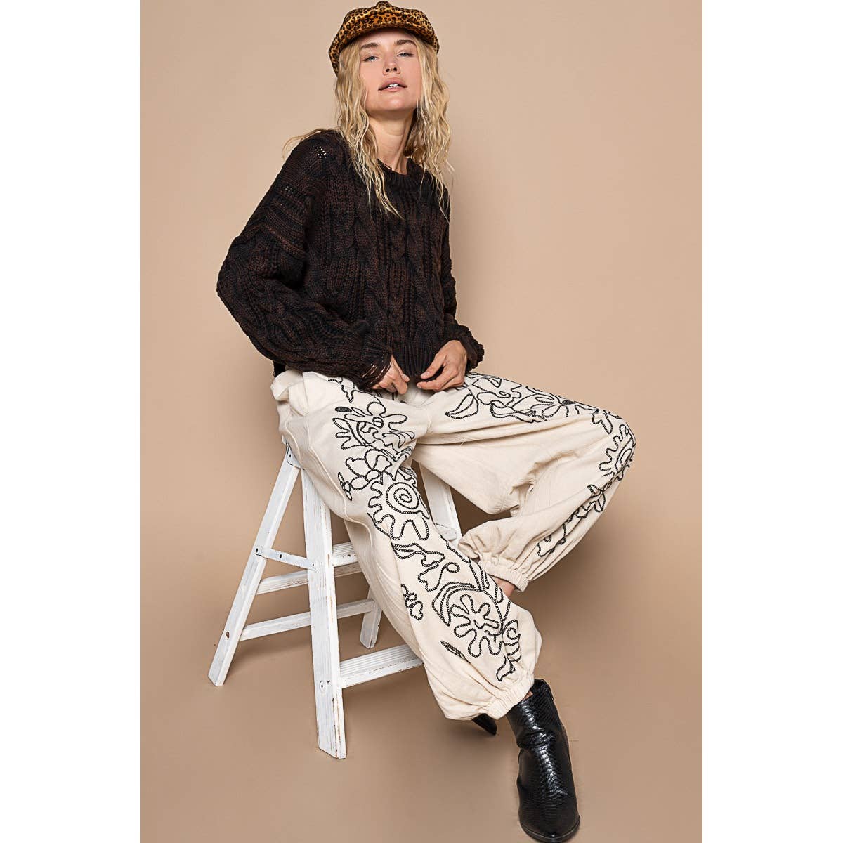 Meadow Stitch Twill Joggers Pants - ivyandlavyboutique Pol Clothing