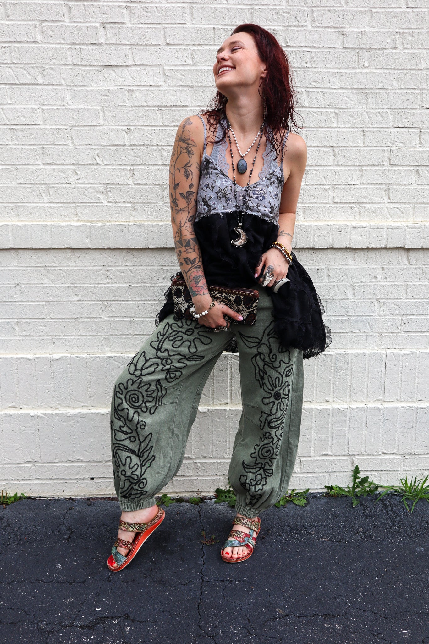 Meadow Stitch Twill Joggers Pants - ivyandlavyboutique Pol Clothing