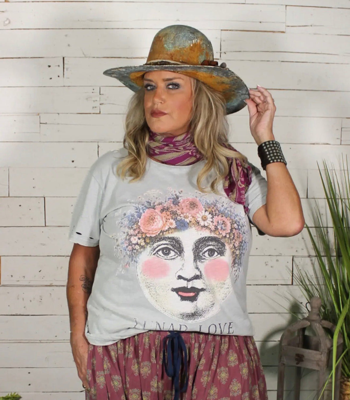 Moon Dance Tee Lunar Love - ivyandlavyboutique Jaded Gypsy