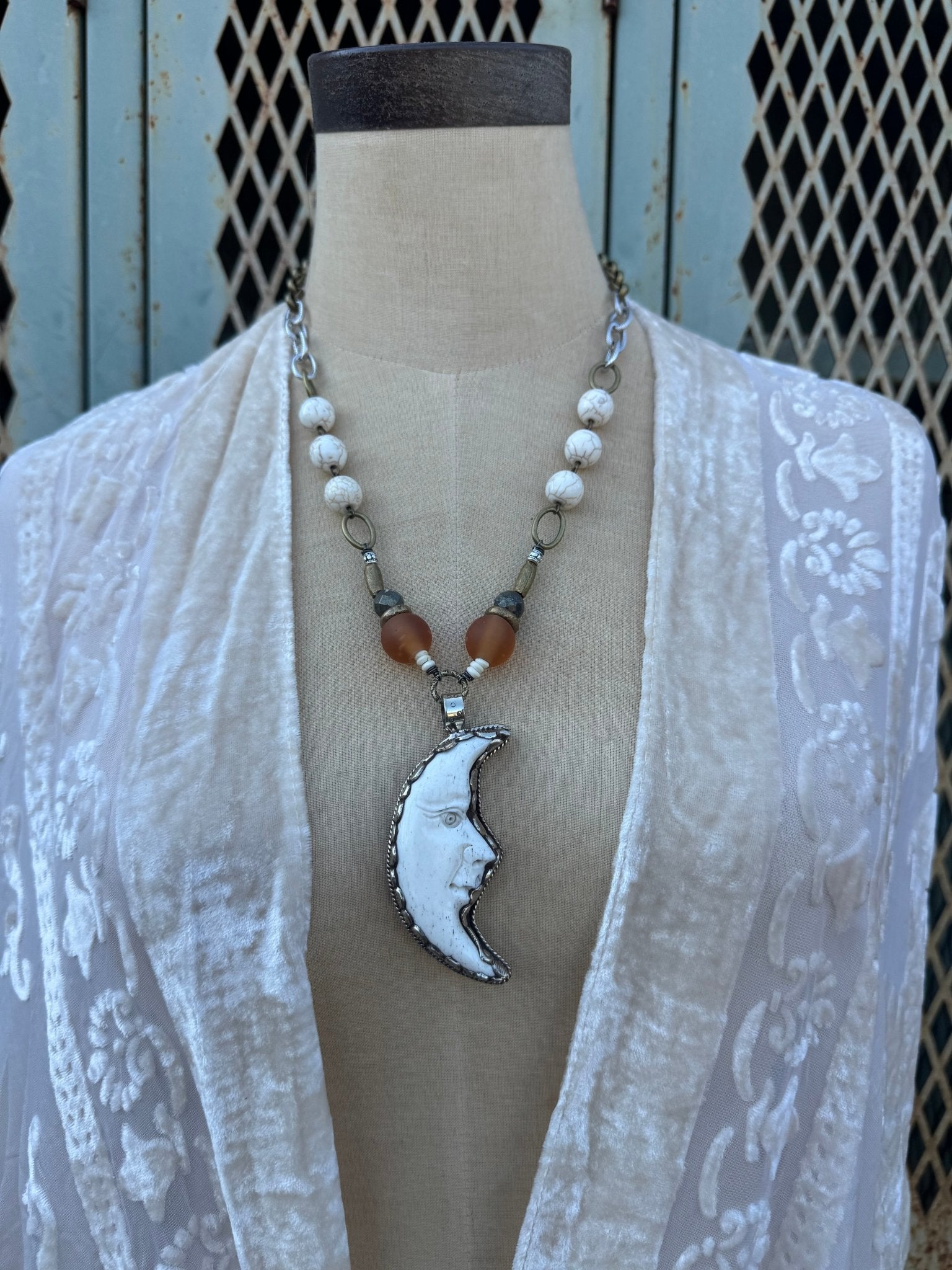 Moon Face Handmade Necklace - ivyandlavyboutique ivyandlavyboutique