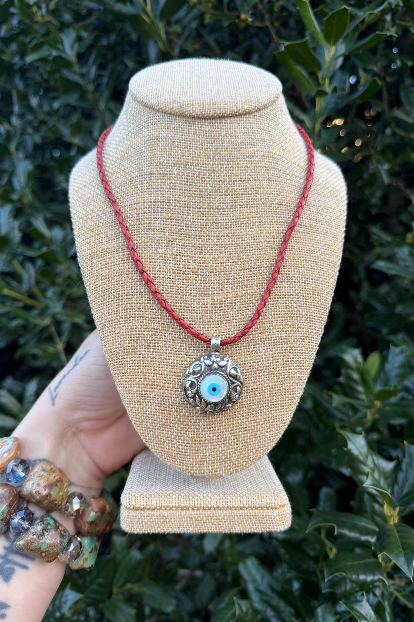 Mother of Pearl Evil Eye Circle Necklace - ivyandlavyboutique ivyandlavyboutique