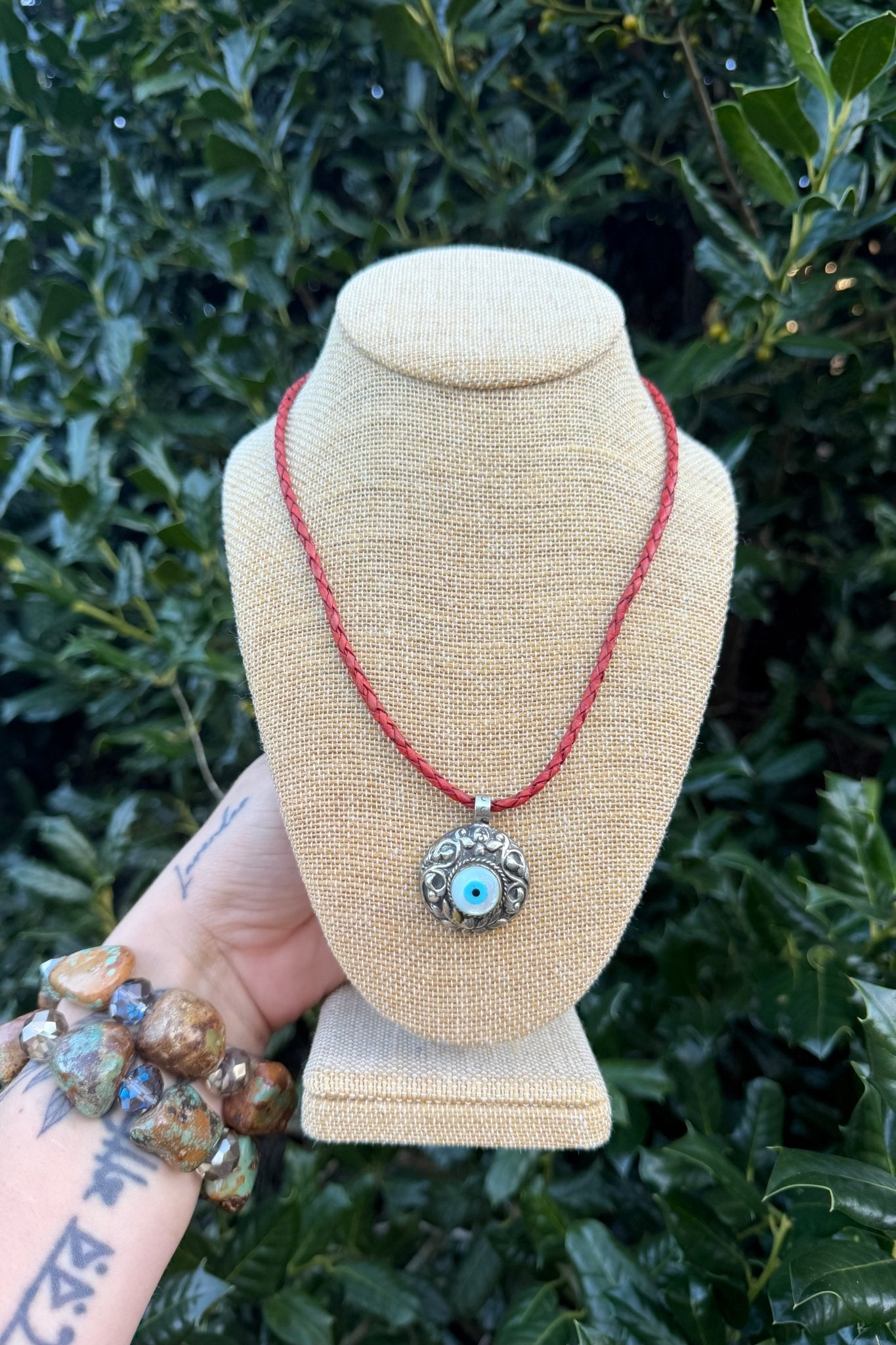 Mother of Pearl Evil Eye Circle Necklace - ivyandlavyboutique ivyandlavyboutique