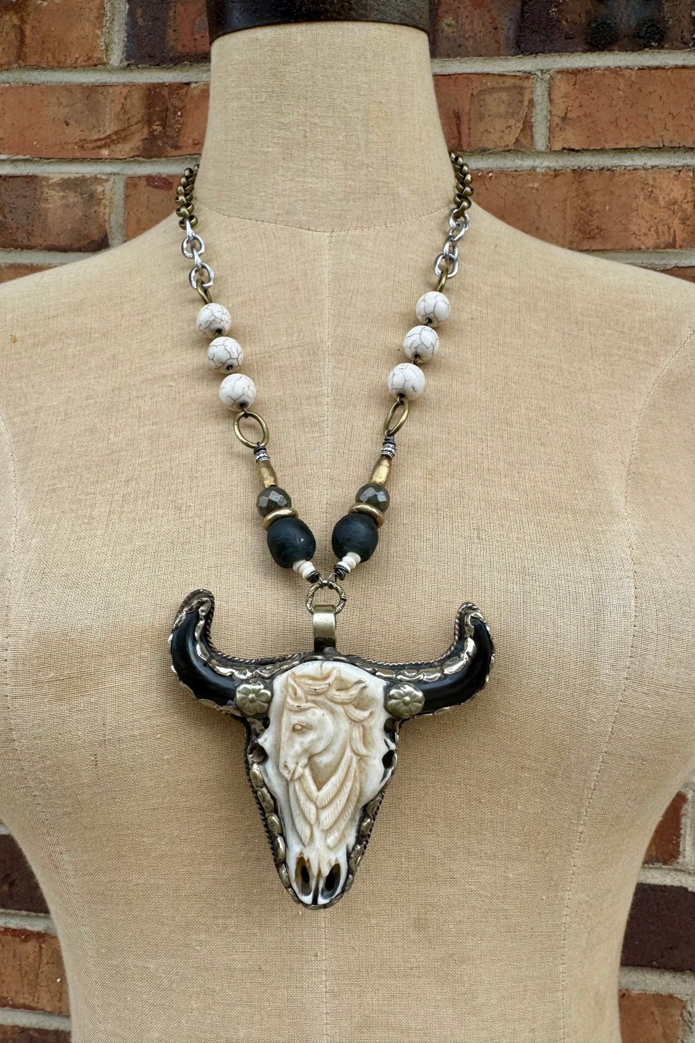 OOAK By the Horns Handmade Necklace - ivyandlavyboutique ivyandlavyboutique
