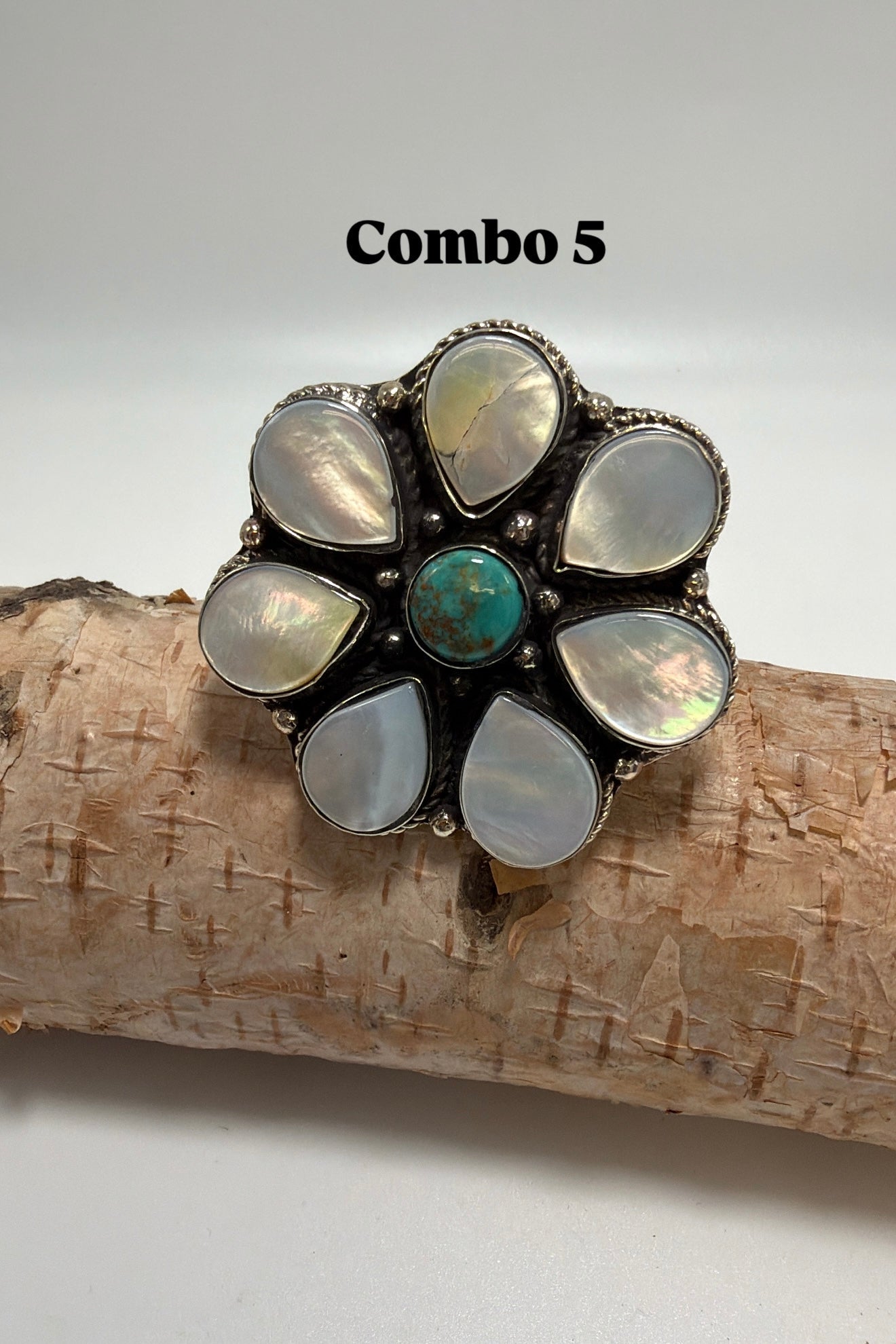 Pearl Tear Drop Ring - ivyandlavyboutique ivyandlavyboutique