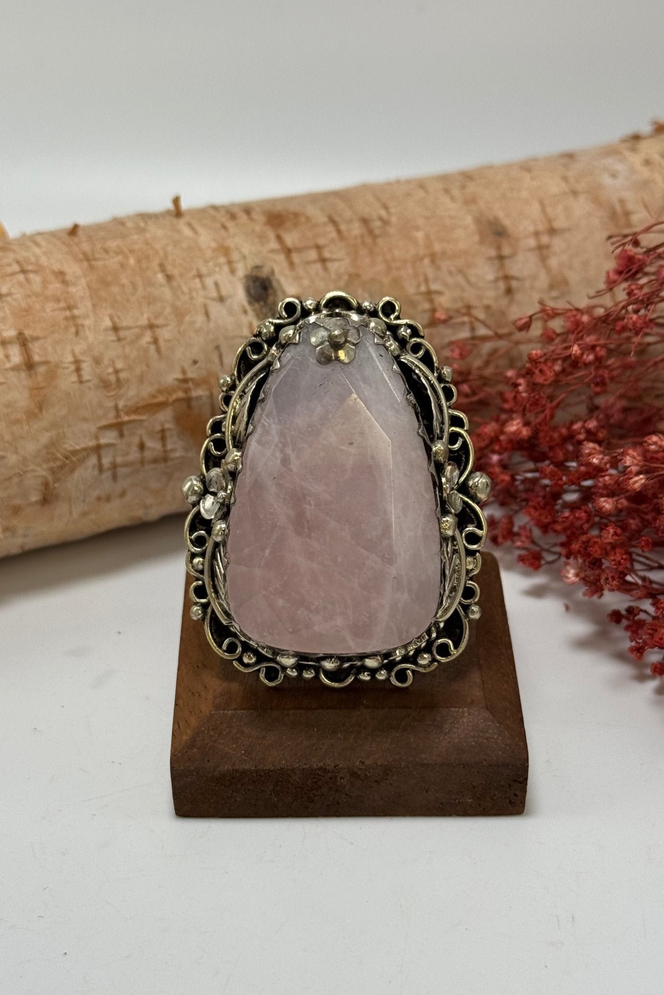 Pink crystal gem Ring - ivyandlavyboutique ivyandlavyboutique