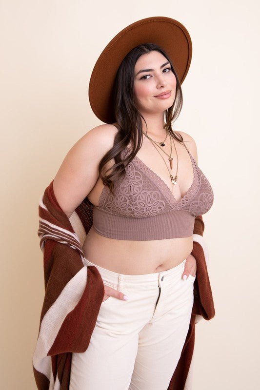 Plus Size Waistband Loop Lace Brami - ivyandlavyboutique Leto Accessories