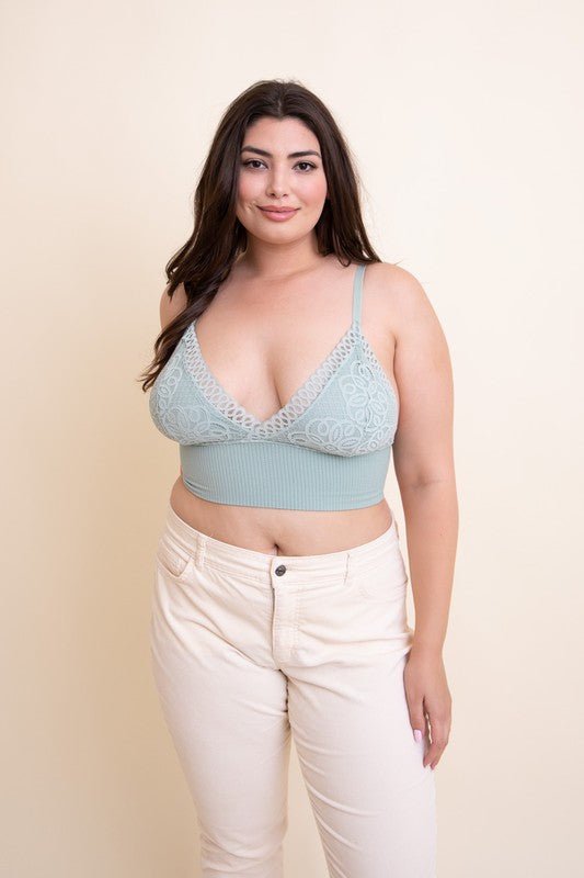 Plus Size Waistband Loop Lace Brami - ivyandlavyboutique Leto Accessories